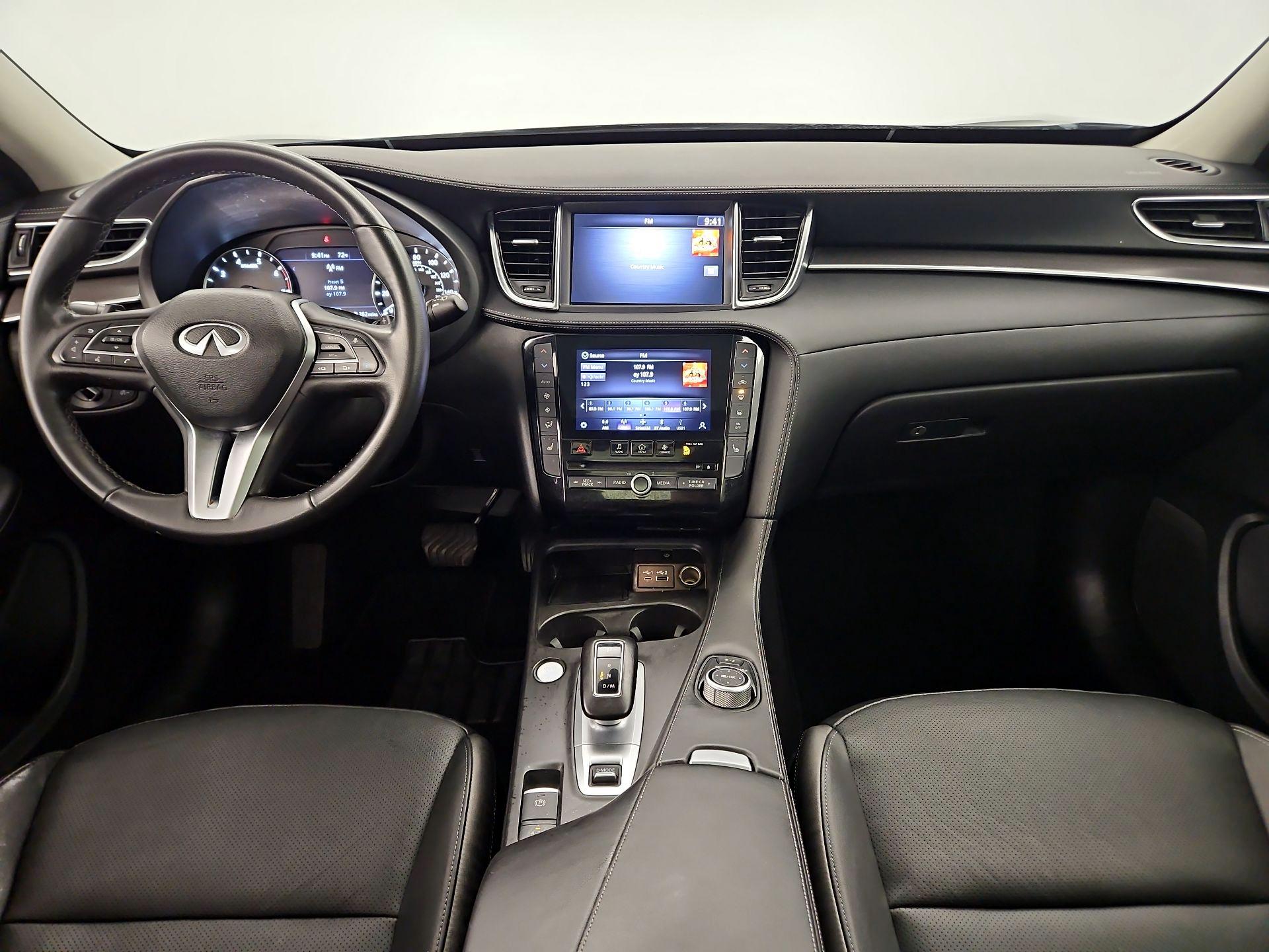 Thumbnail: 2023 INFINITI QX50 - 9