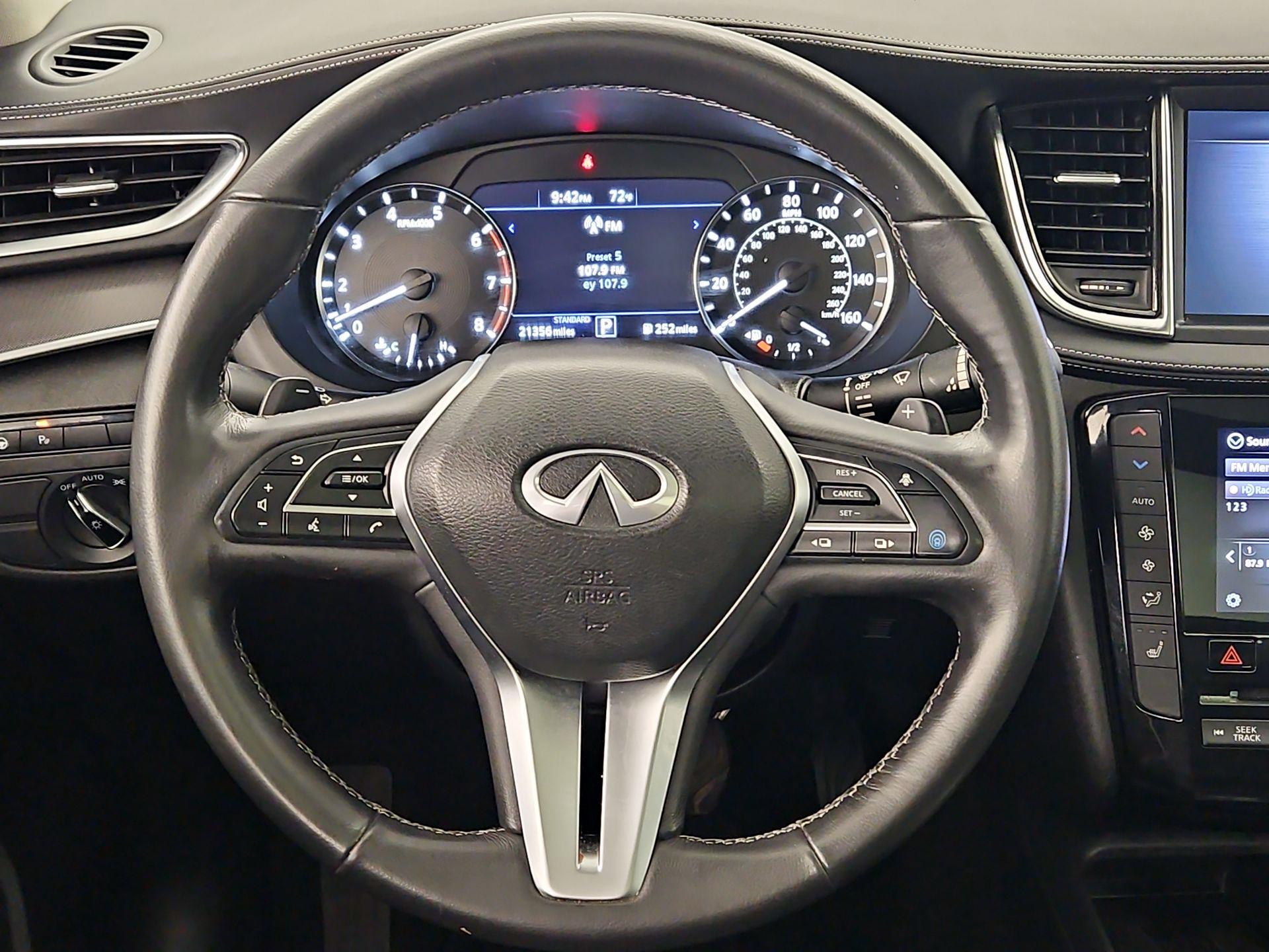 Thumbnail: 2023 INFINITI QX50 - 10