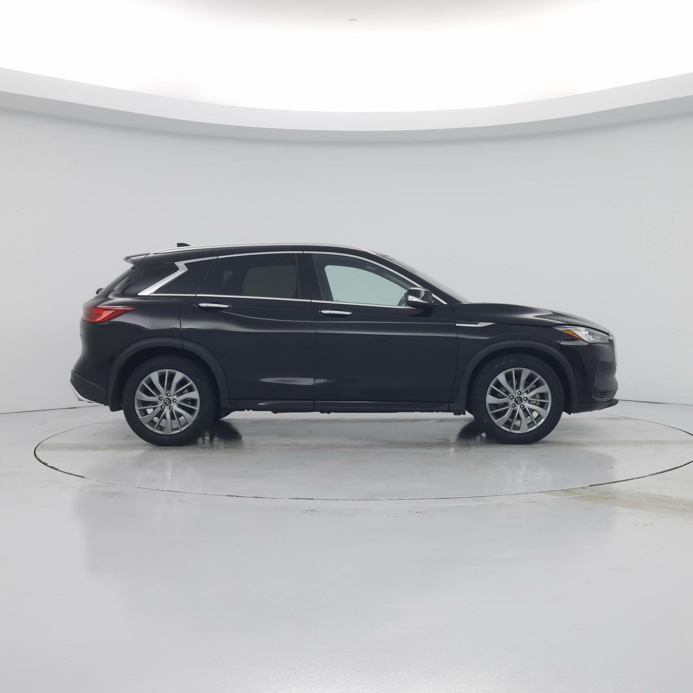 Thumbnail: 2023 INFINITI QX50 - 7