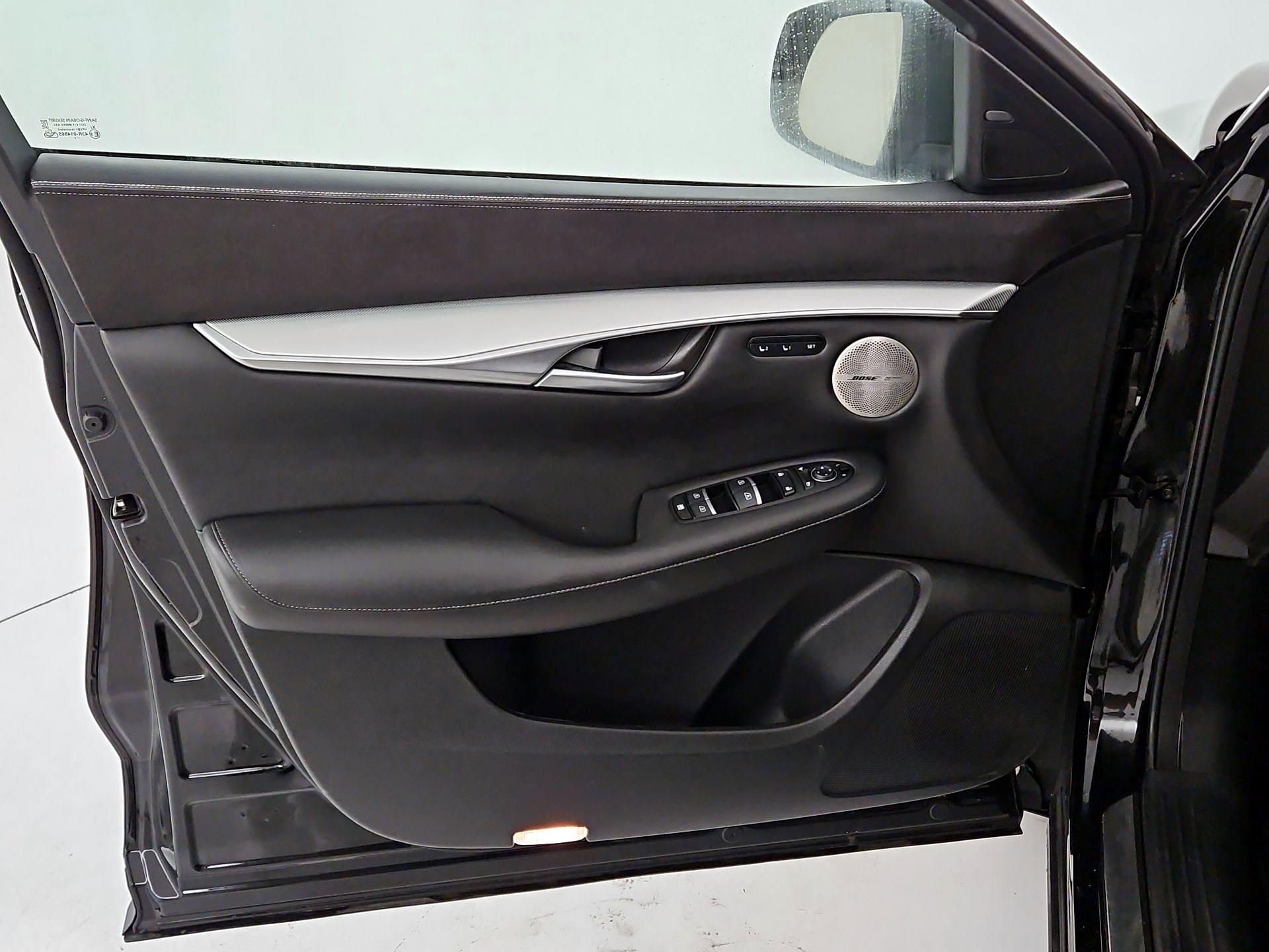 Thumbnail: 2022 INFINITI QX50 - 12
