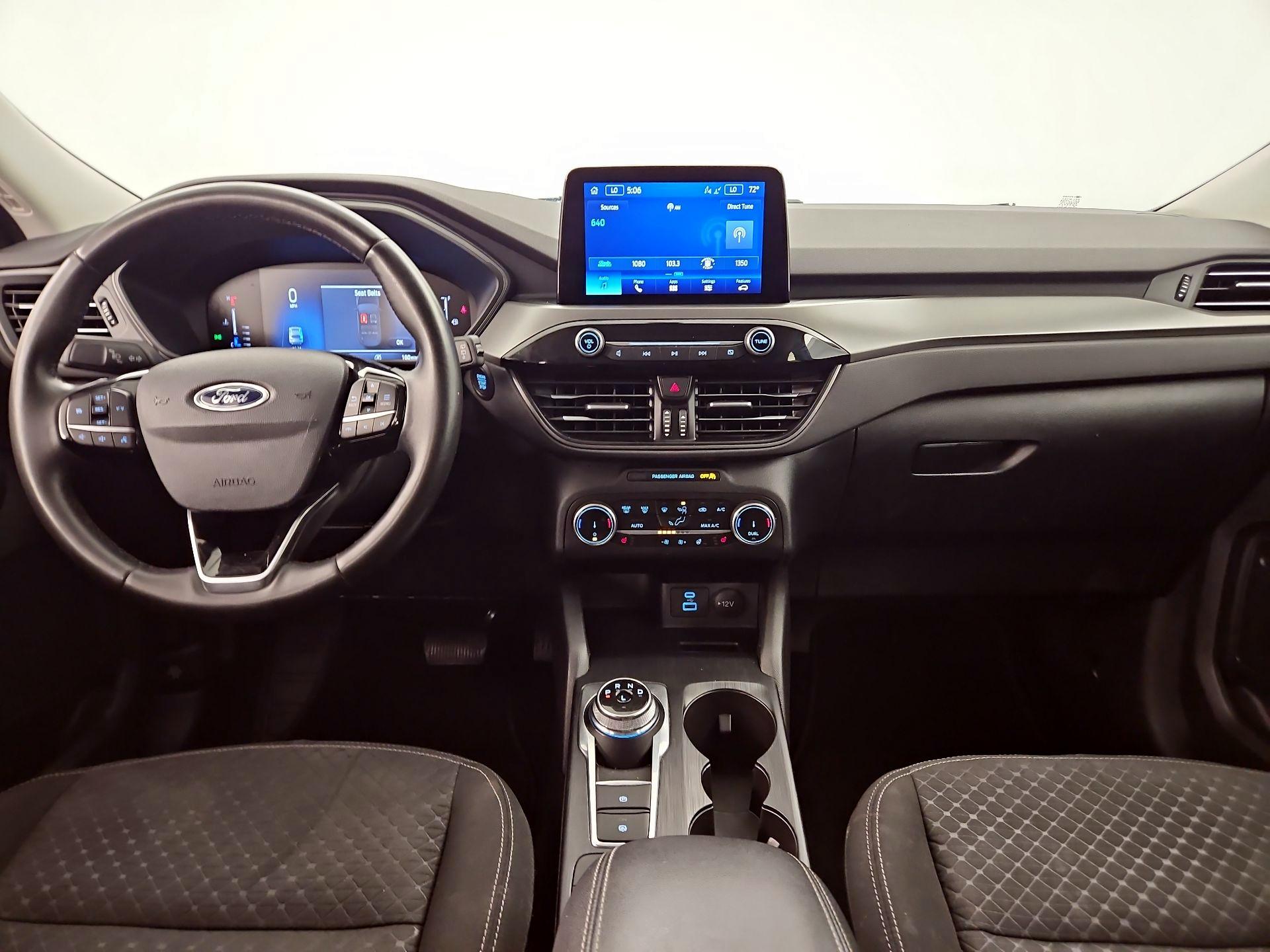 Thumbnail: 2023 Ford Escape - 9