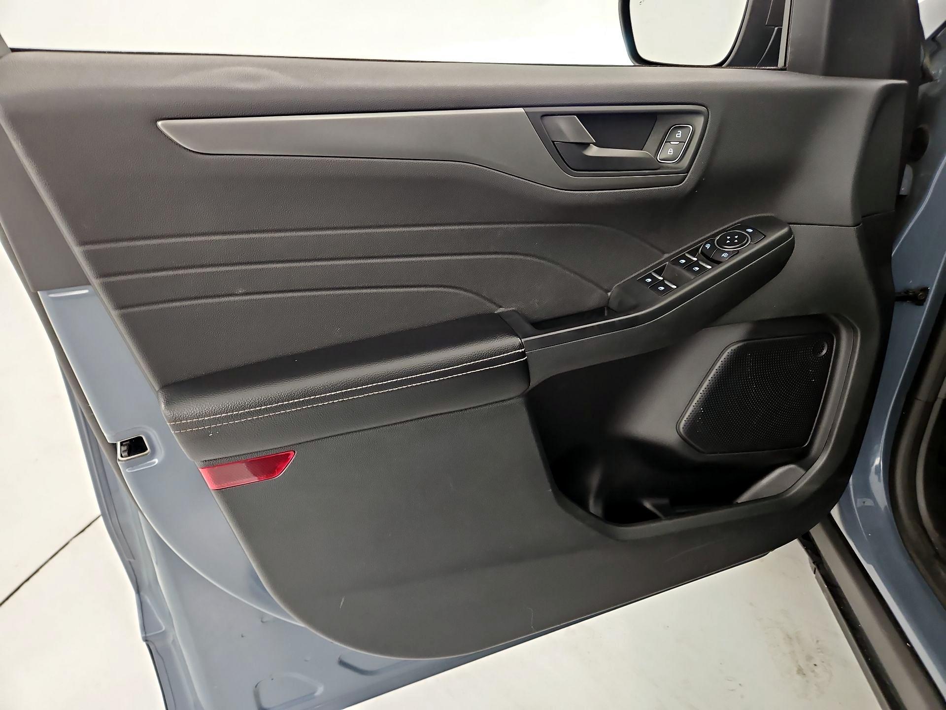 Thumbnail: 2023 Ford Escape - 12