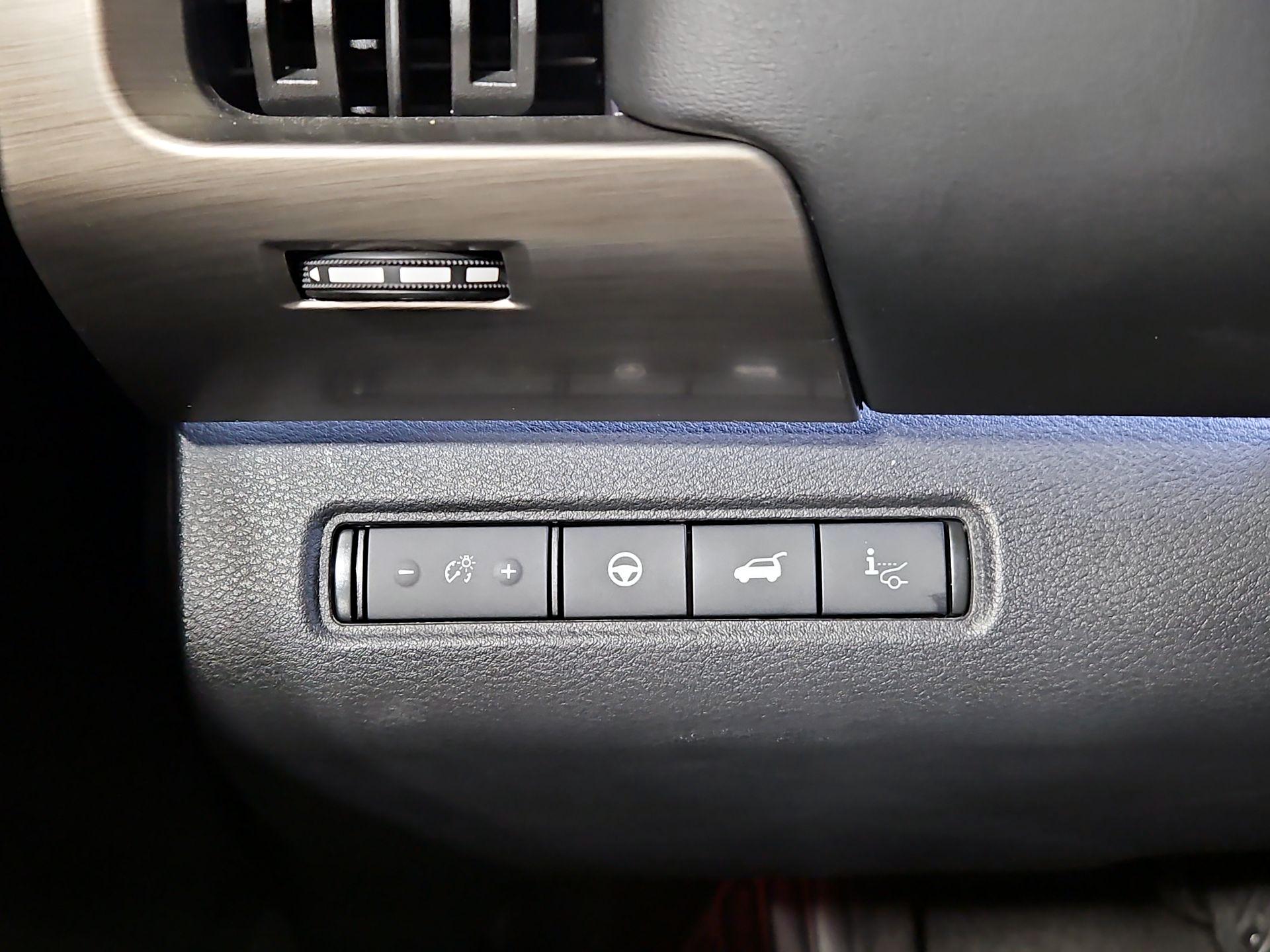 Thumbnail: 2023 Nissan Pathfinder - 13