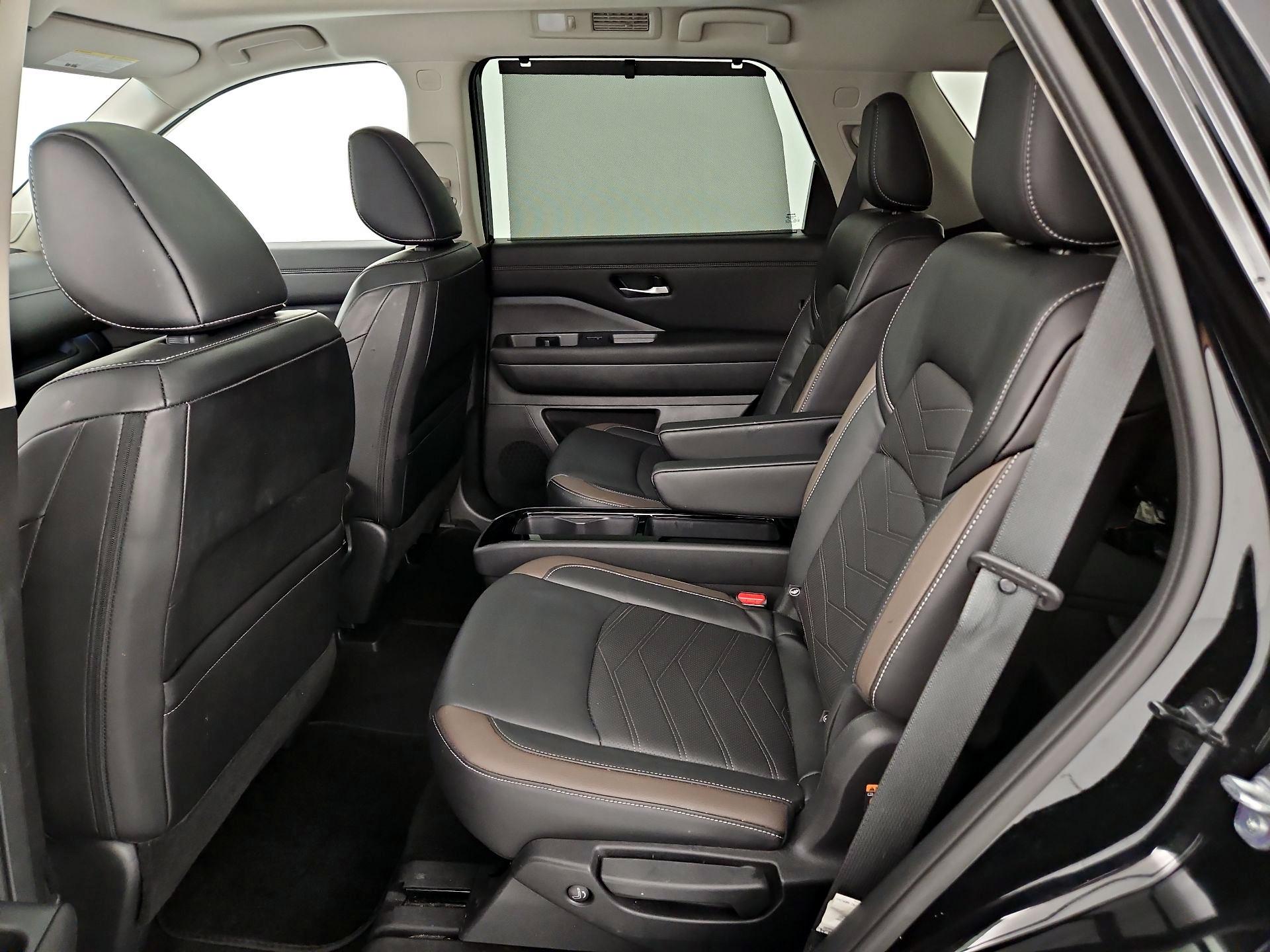 Thumbnail: 2023 Nissan Pathfinder - 20