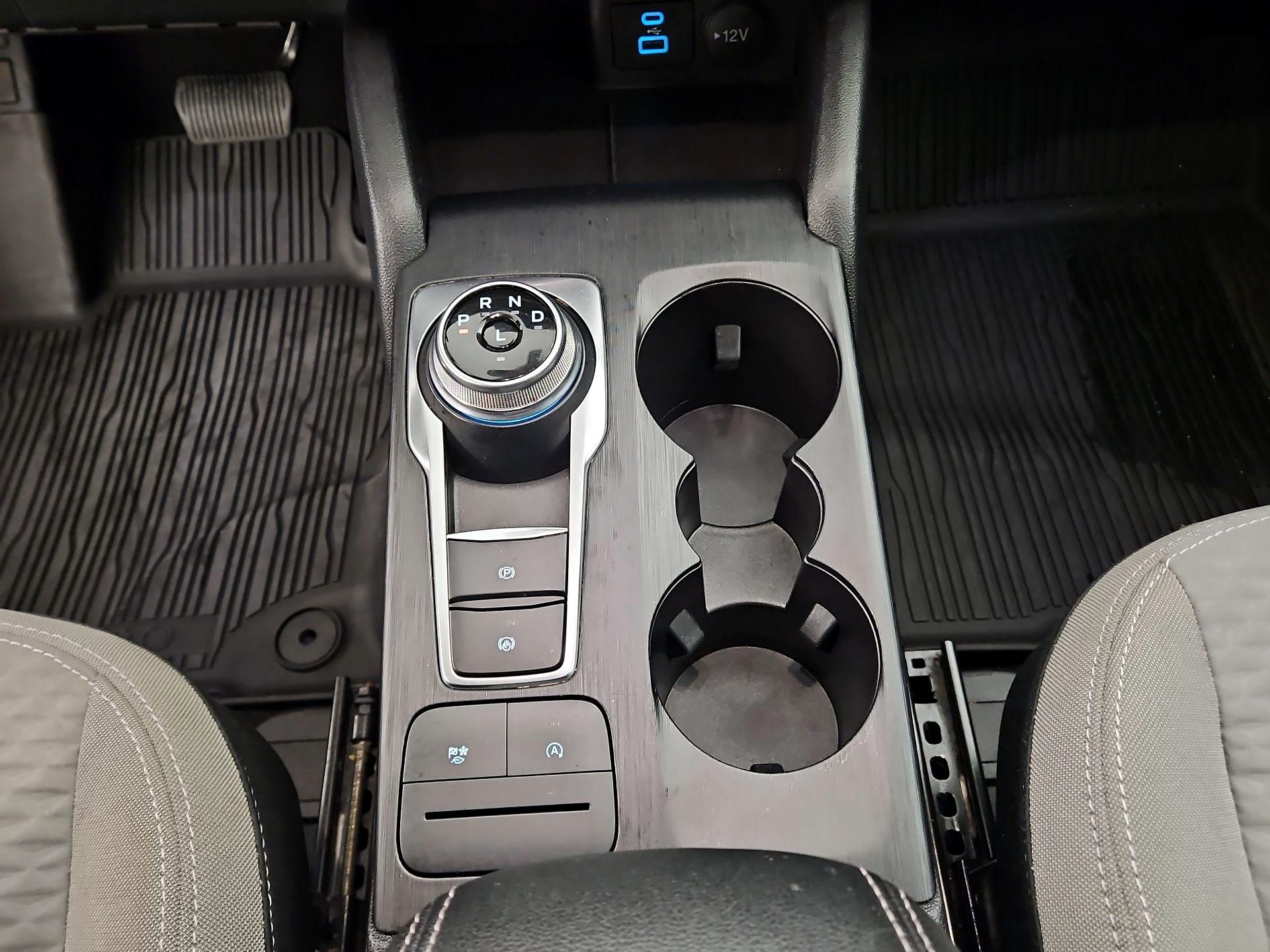 Thumbnail: 2022 Ford Escape - 17