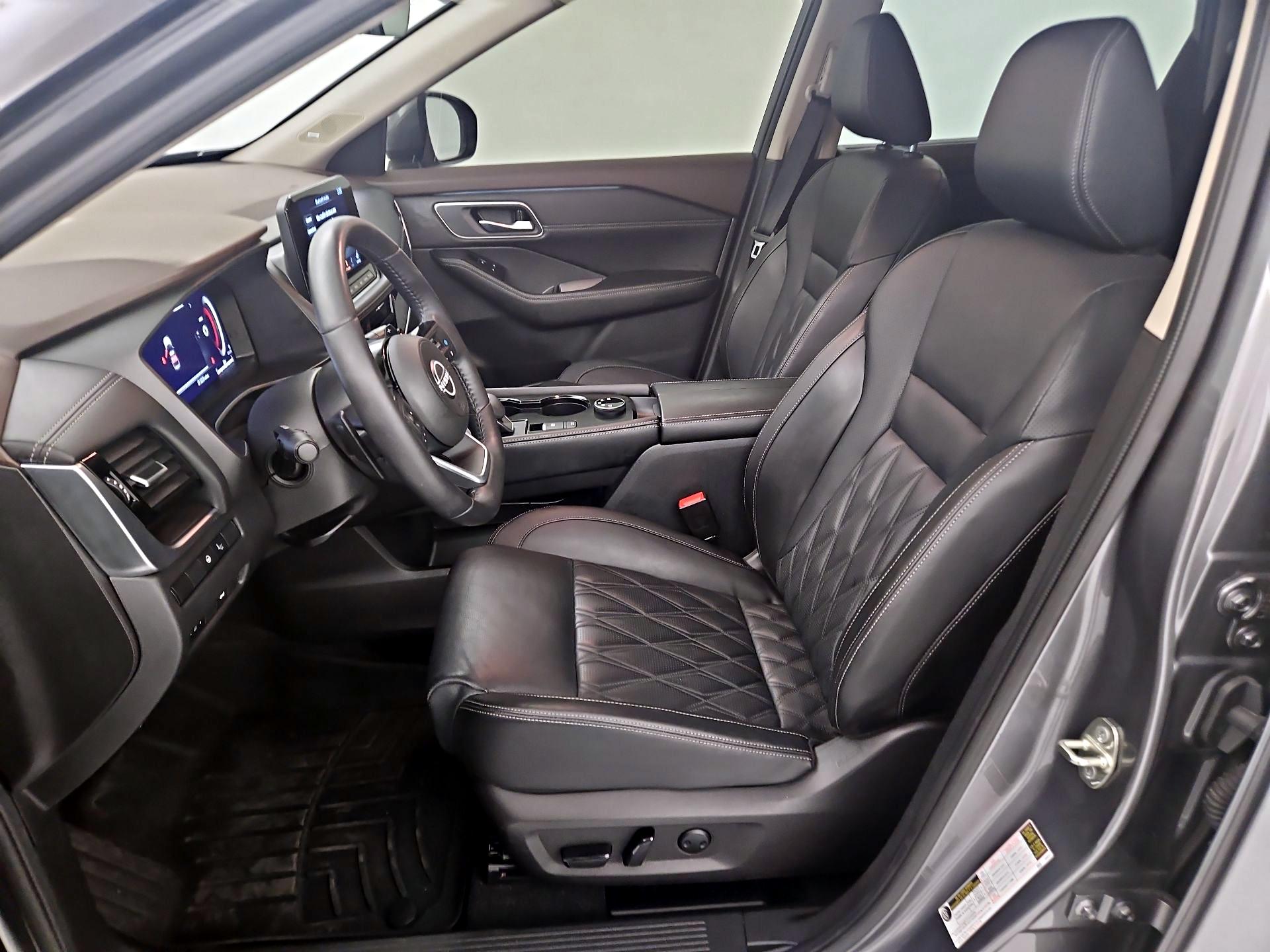Thumbnail: 2023 Nissan Rogue - 11