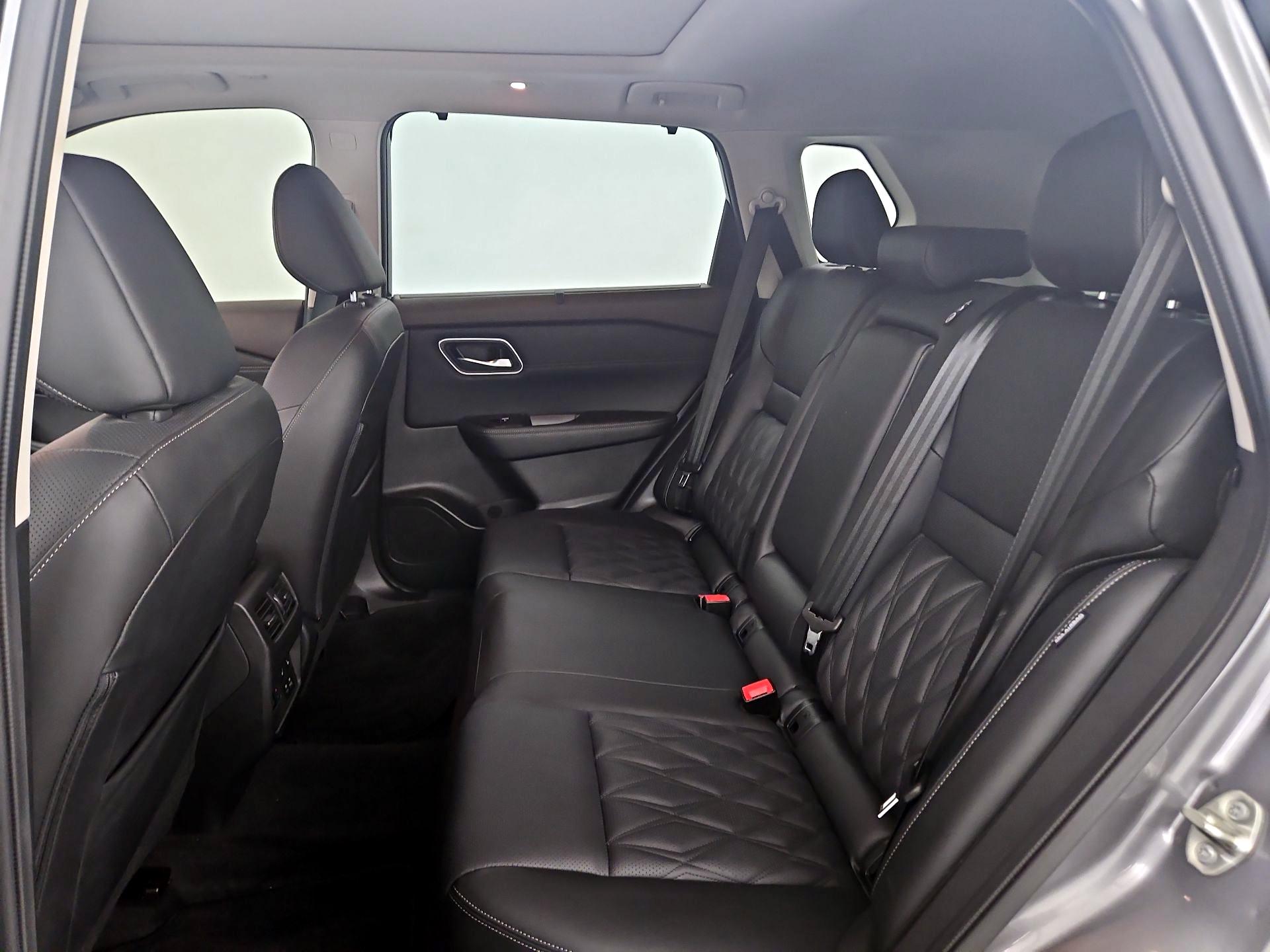 Thumbnail: 2023 Nissan Rogue - 20