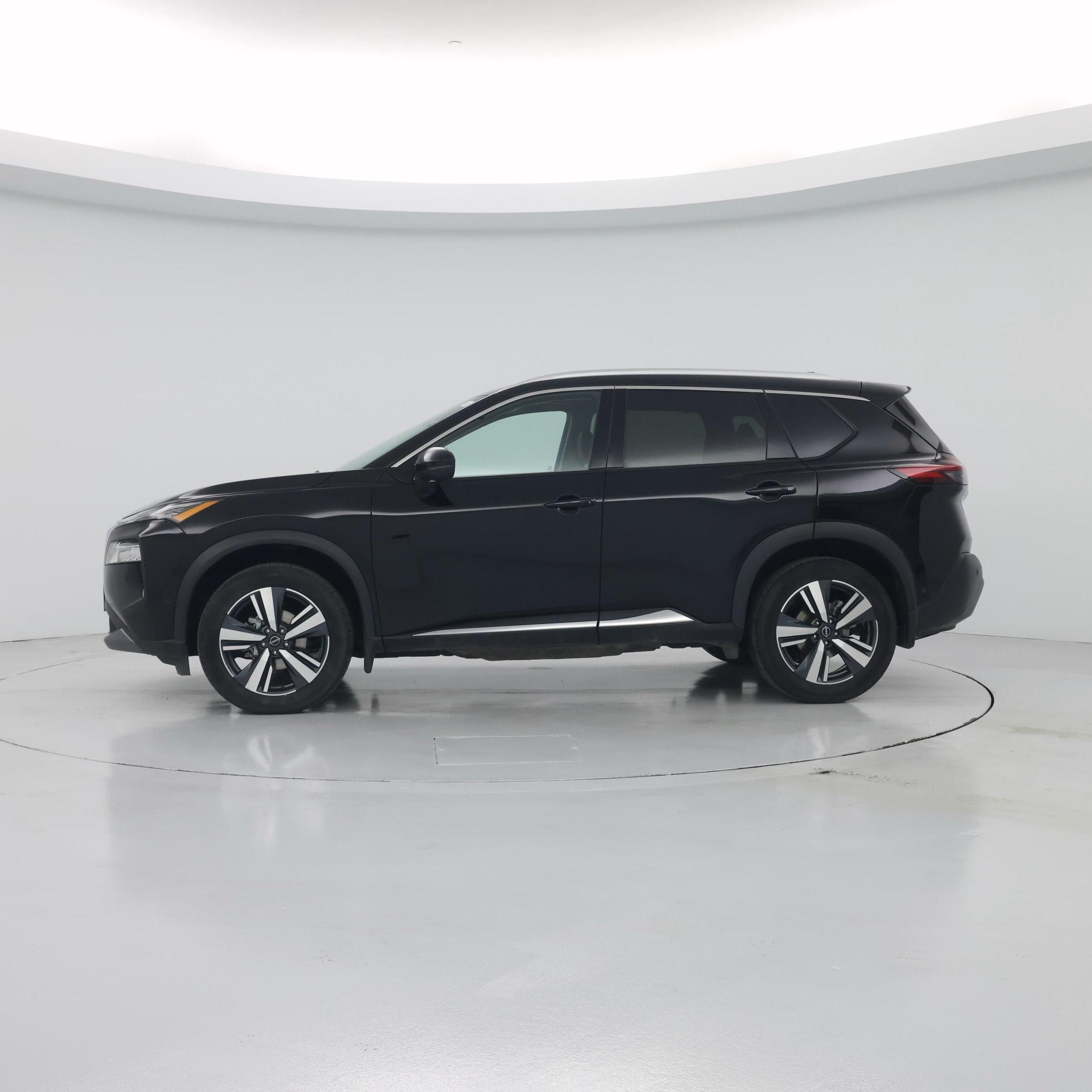 Thumbnail: 2023 Nissan Rogue - 3