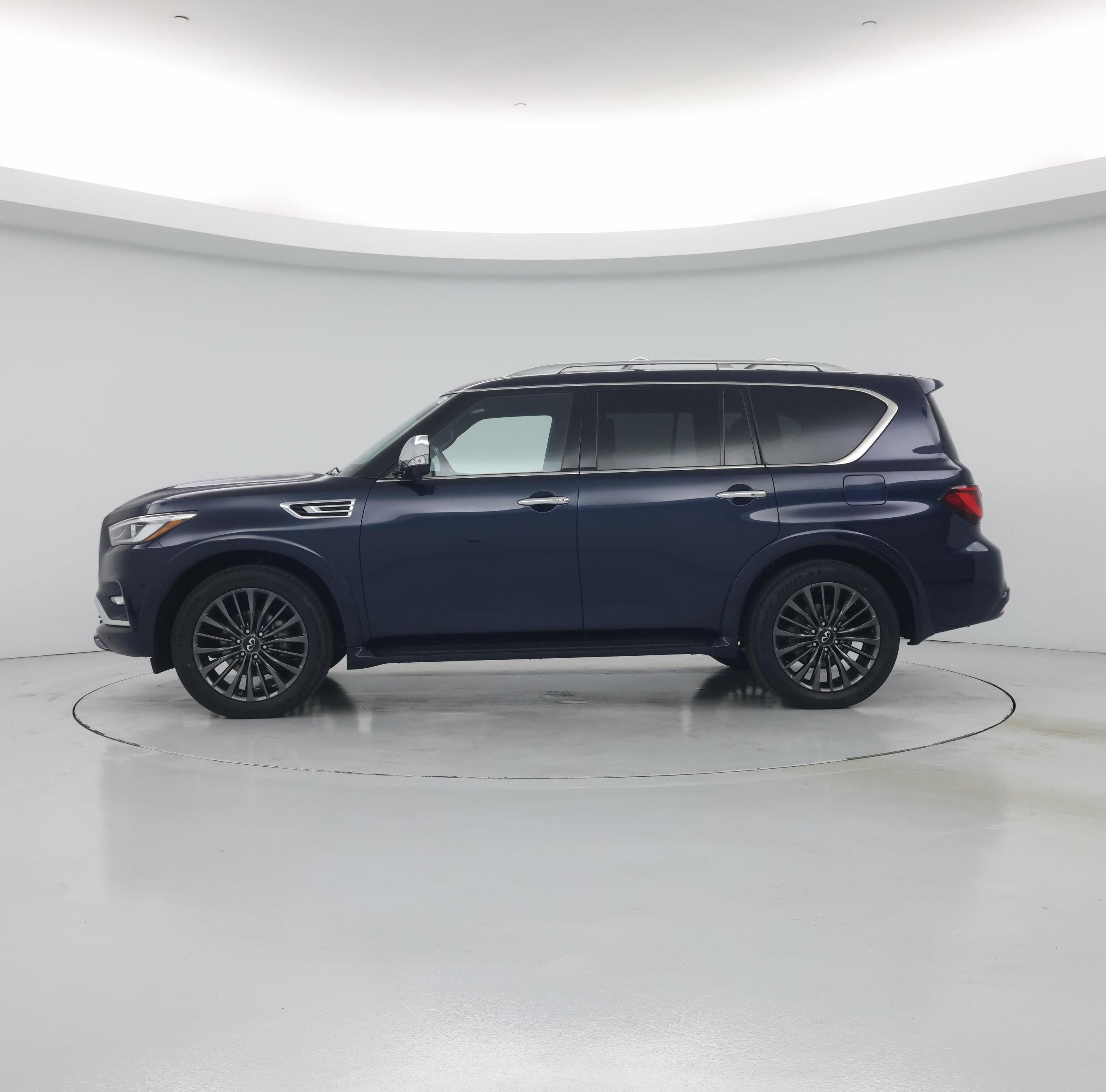 Thumbnail: 2023 INFINITI QX80 - 3