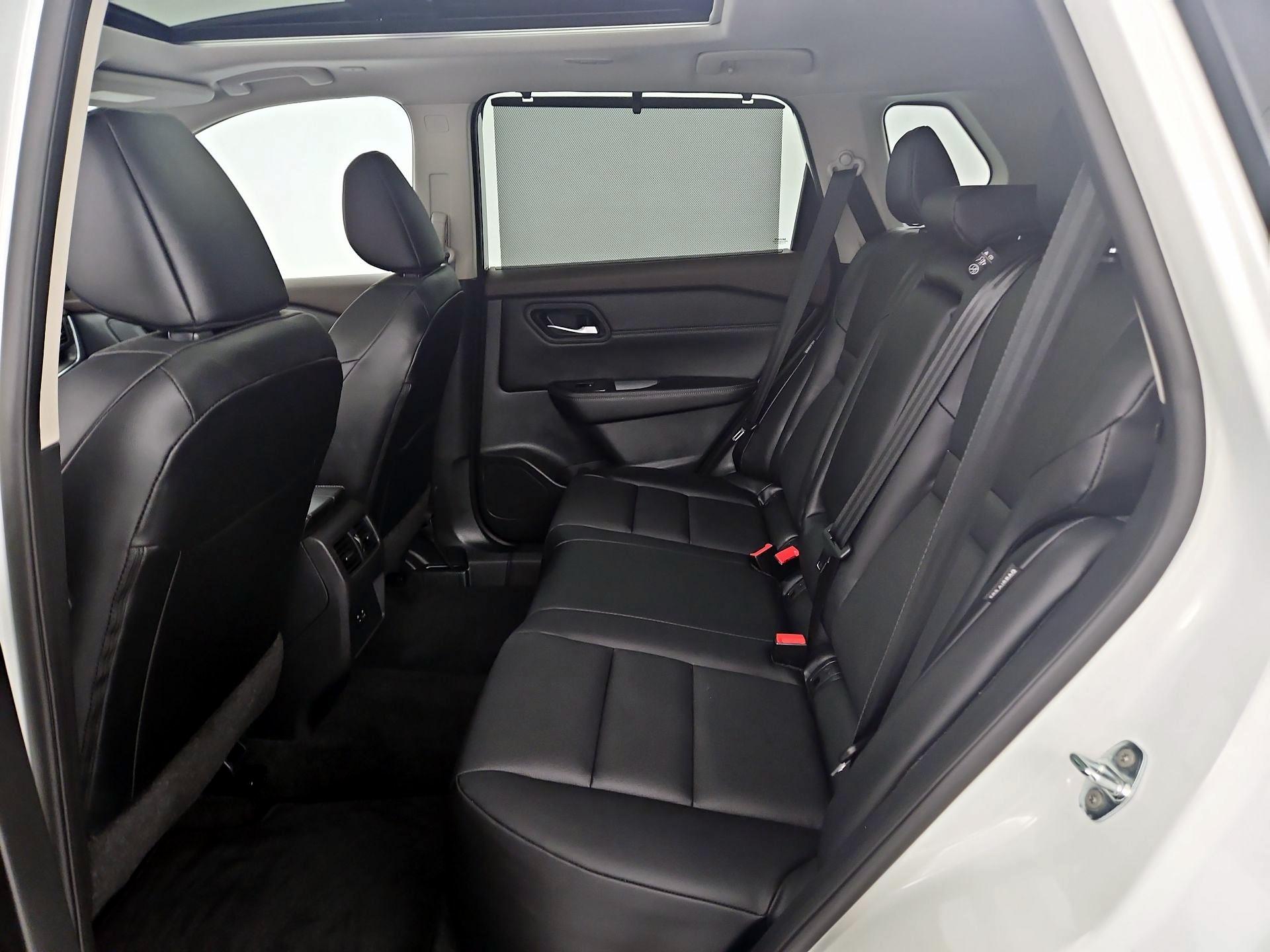 Thumbnail: 2023 Nissan Rogue - 20