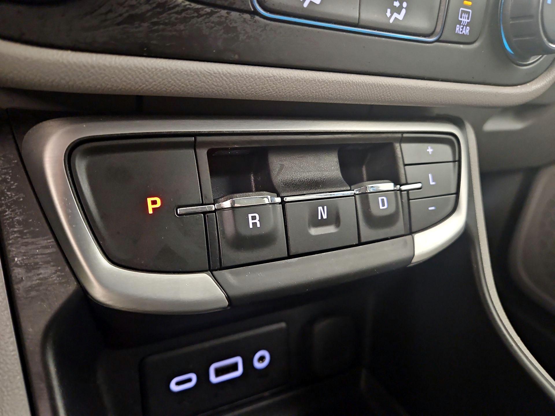 Thumbnail: 2024 GMC Terrain - 17