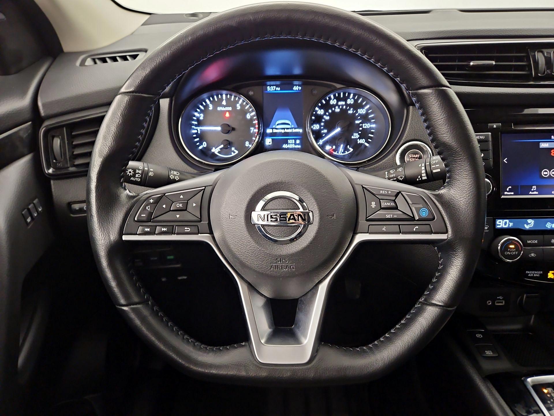 Thumbnail: 2022 Nissan Rogue Sport - 10