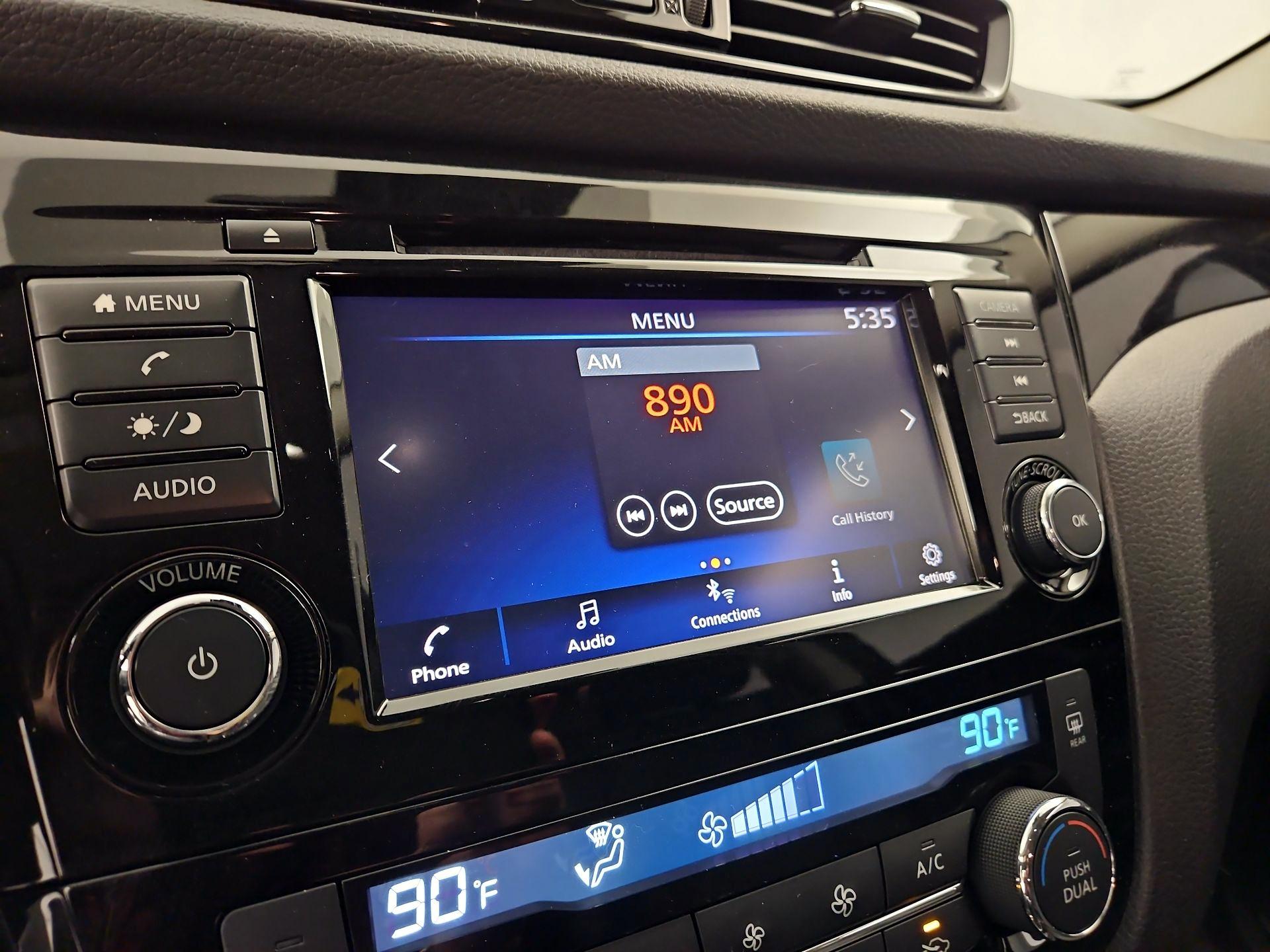 Thumbnail: 2022 Nissan Rogue Sport - 15