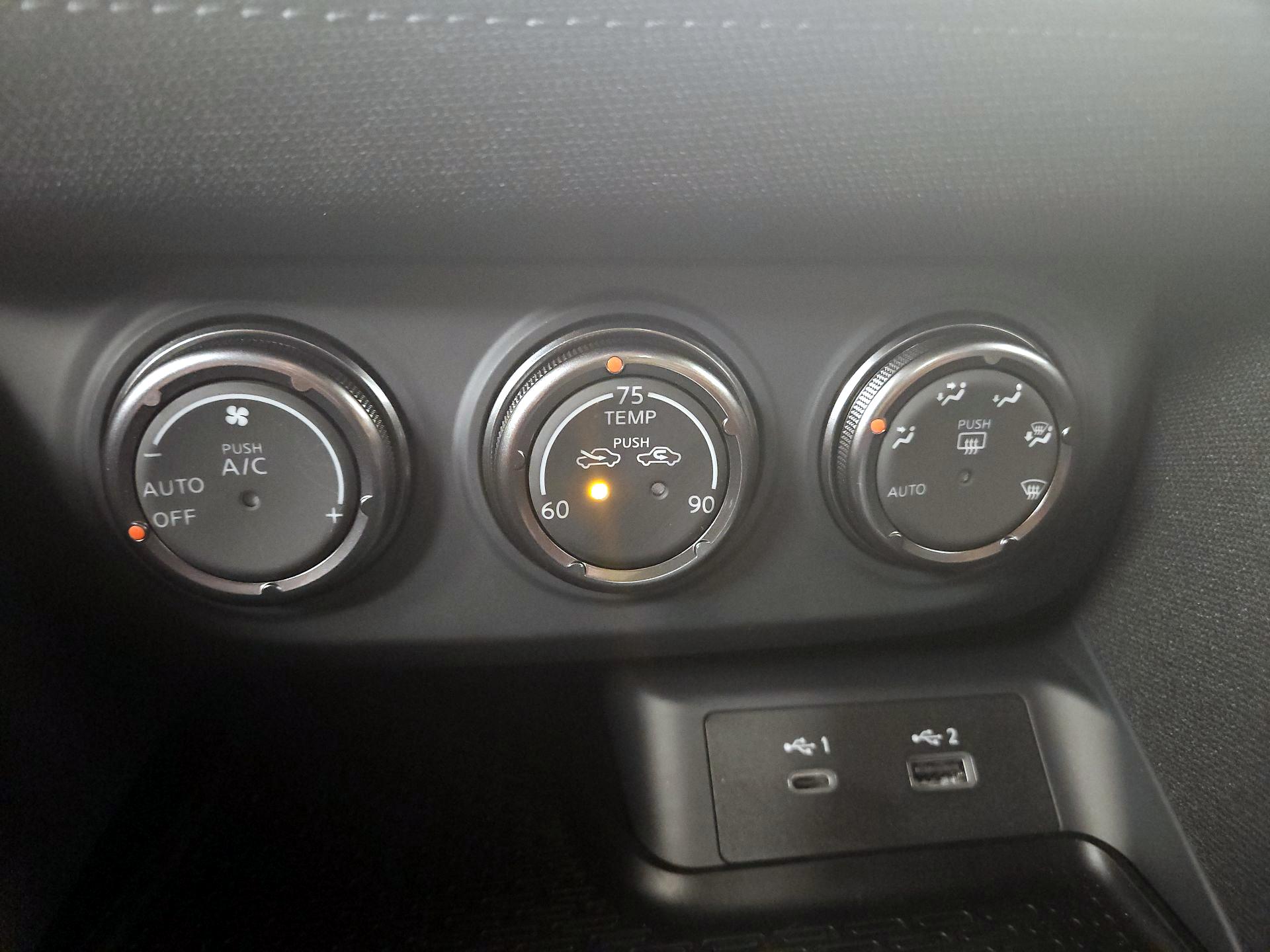 Thumbnail: 2025 Nissan Z - 16