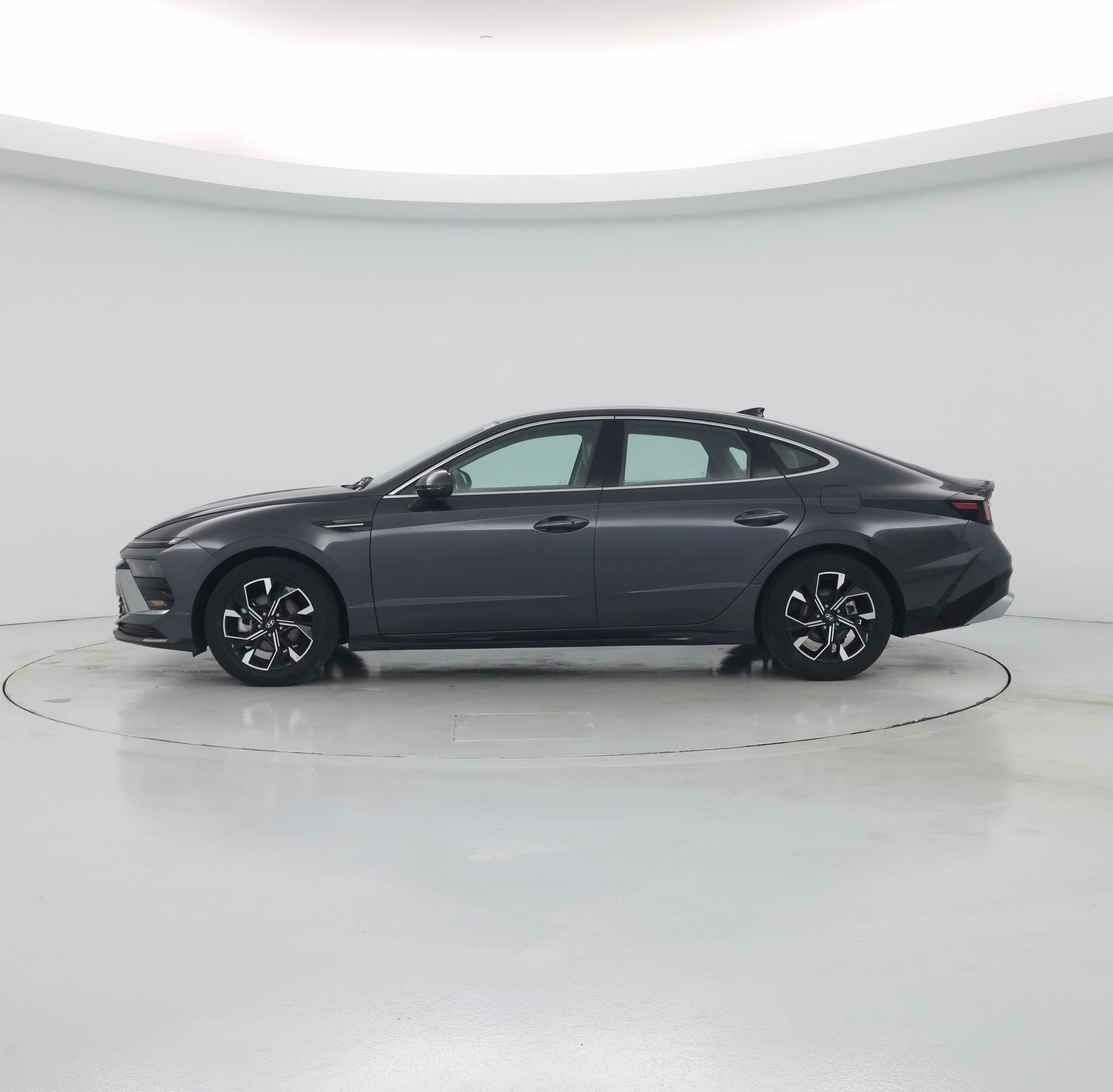 Thumbnail: 2025 Hyundai Sonata - 3