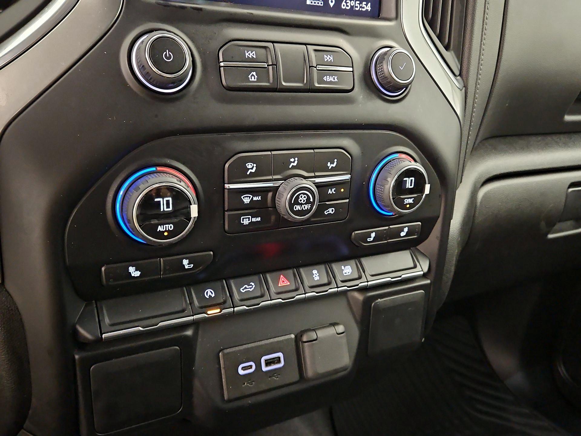 Thumbnail: 2022 Chevrolet Silverado 1500 - 16