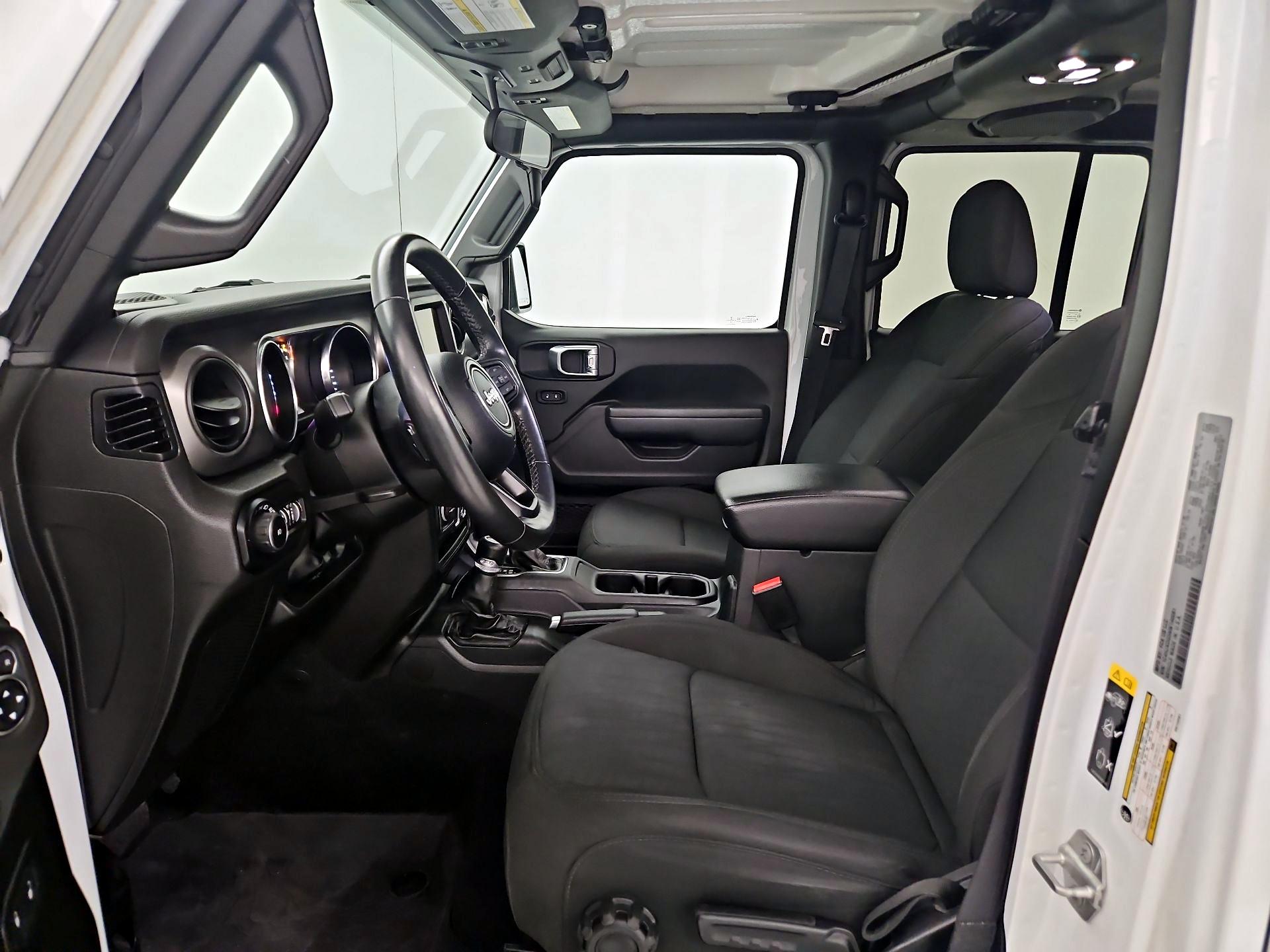 Thumbnail: 2022 Jeep Wrangler - 11