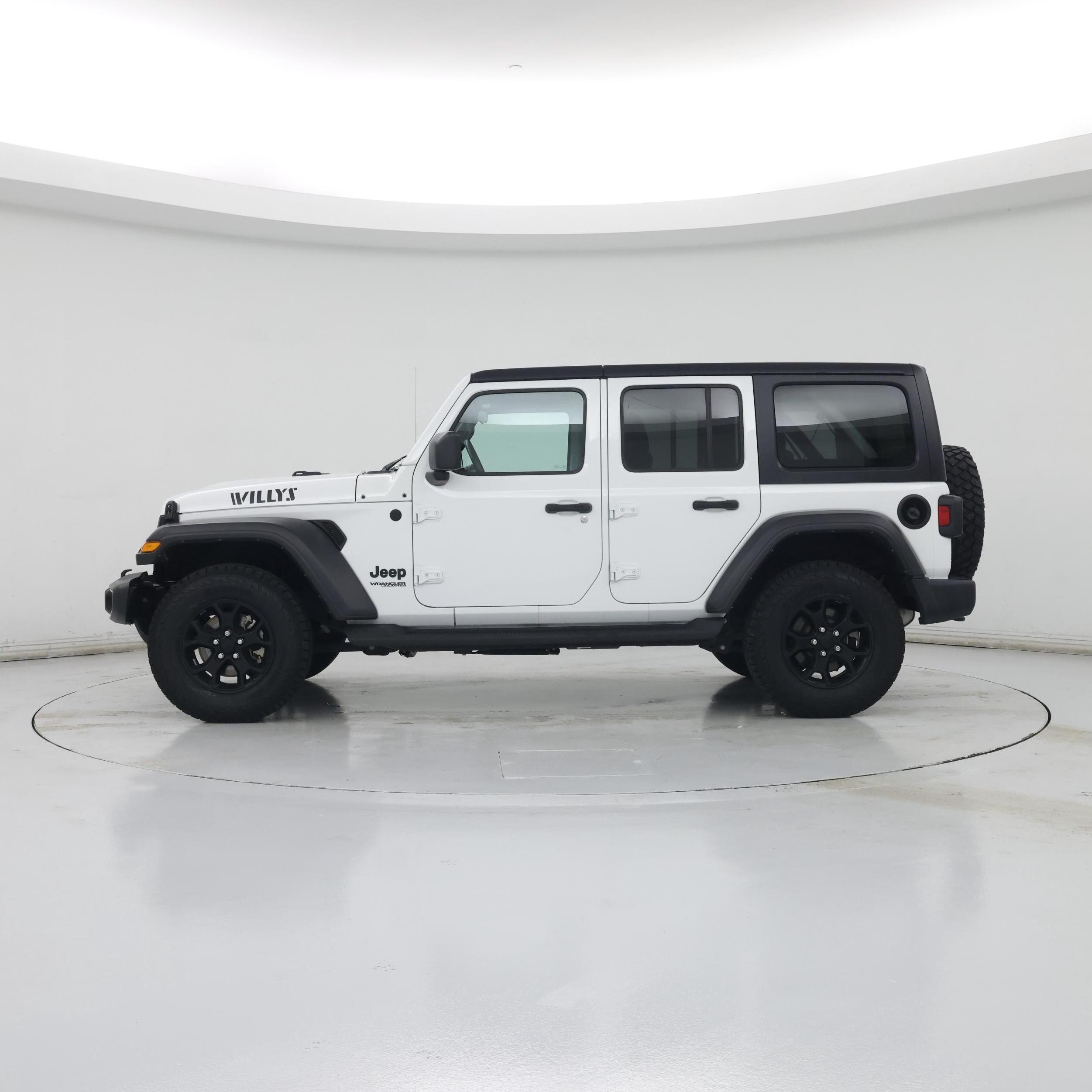 Thumbnail: 2022 Jeep Wrangler - 3