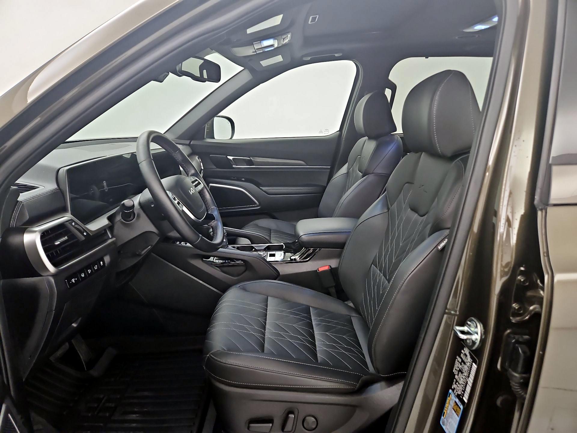 Thumbnail: 2024 Kia Telluride - 11