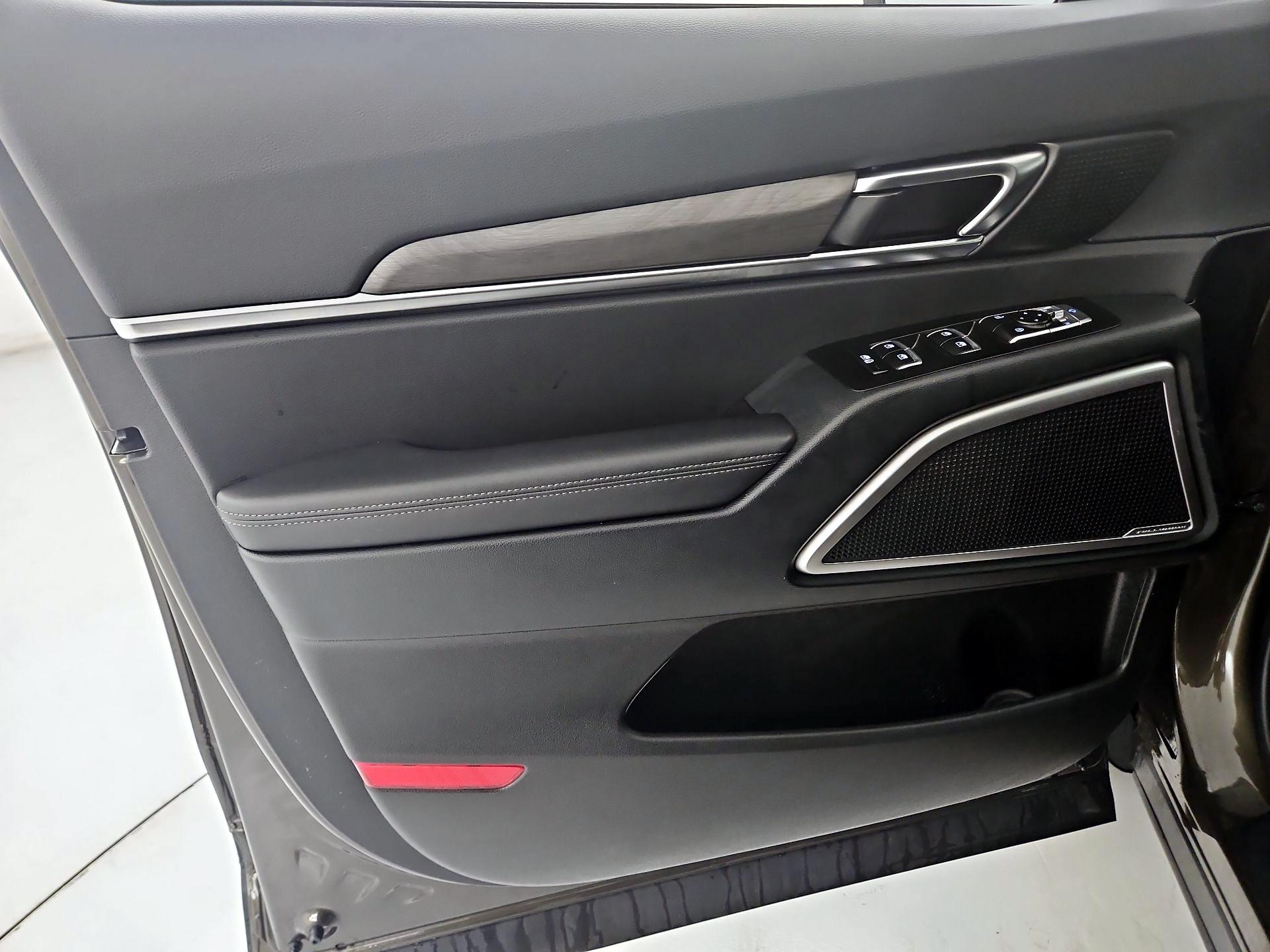 Thumbnail: 2024 Kia Telluride - 12