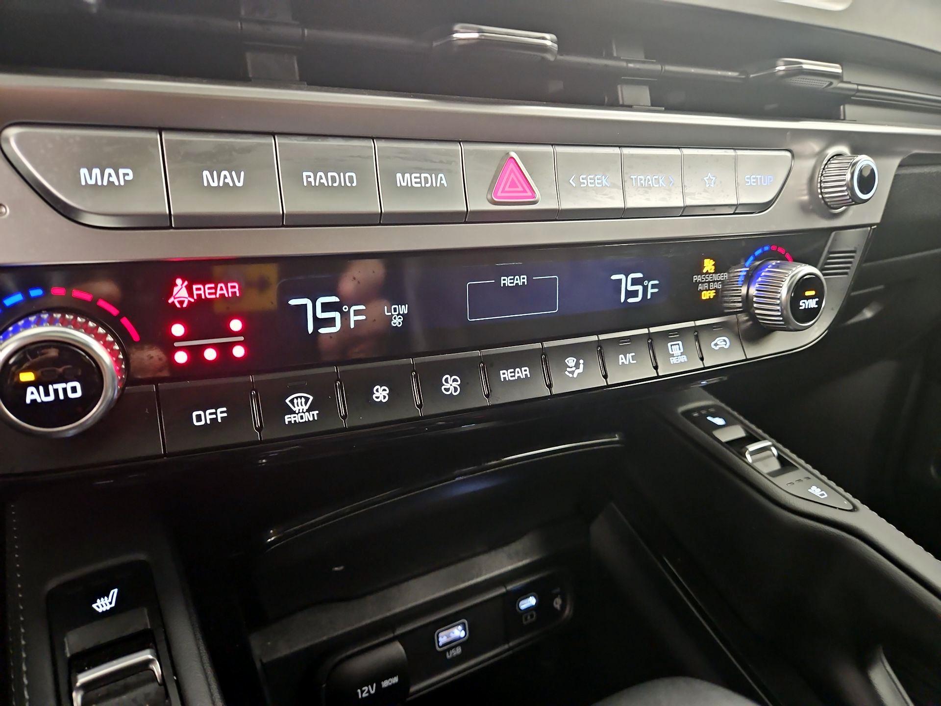 Thumbnail: 2024 Kia Telluride - 17