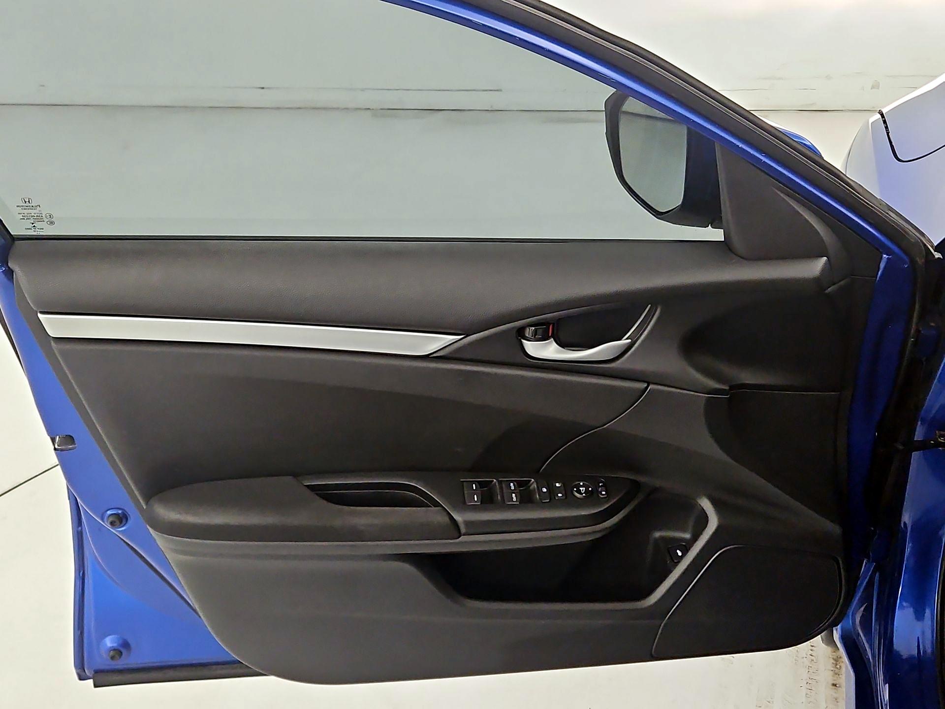 Thumbnail: 2019 Honda Civic - 12