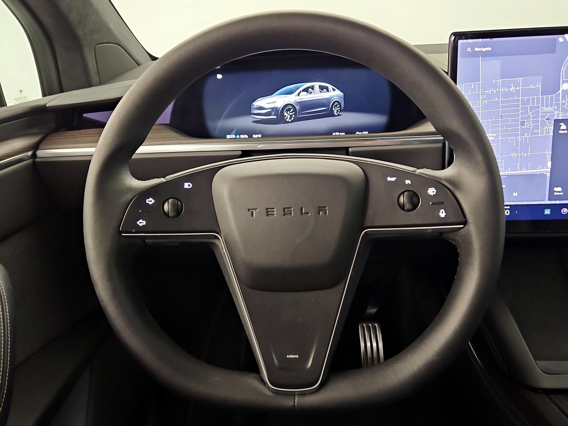 Thumbnail: 2023 Tesla Model X - 10