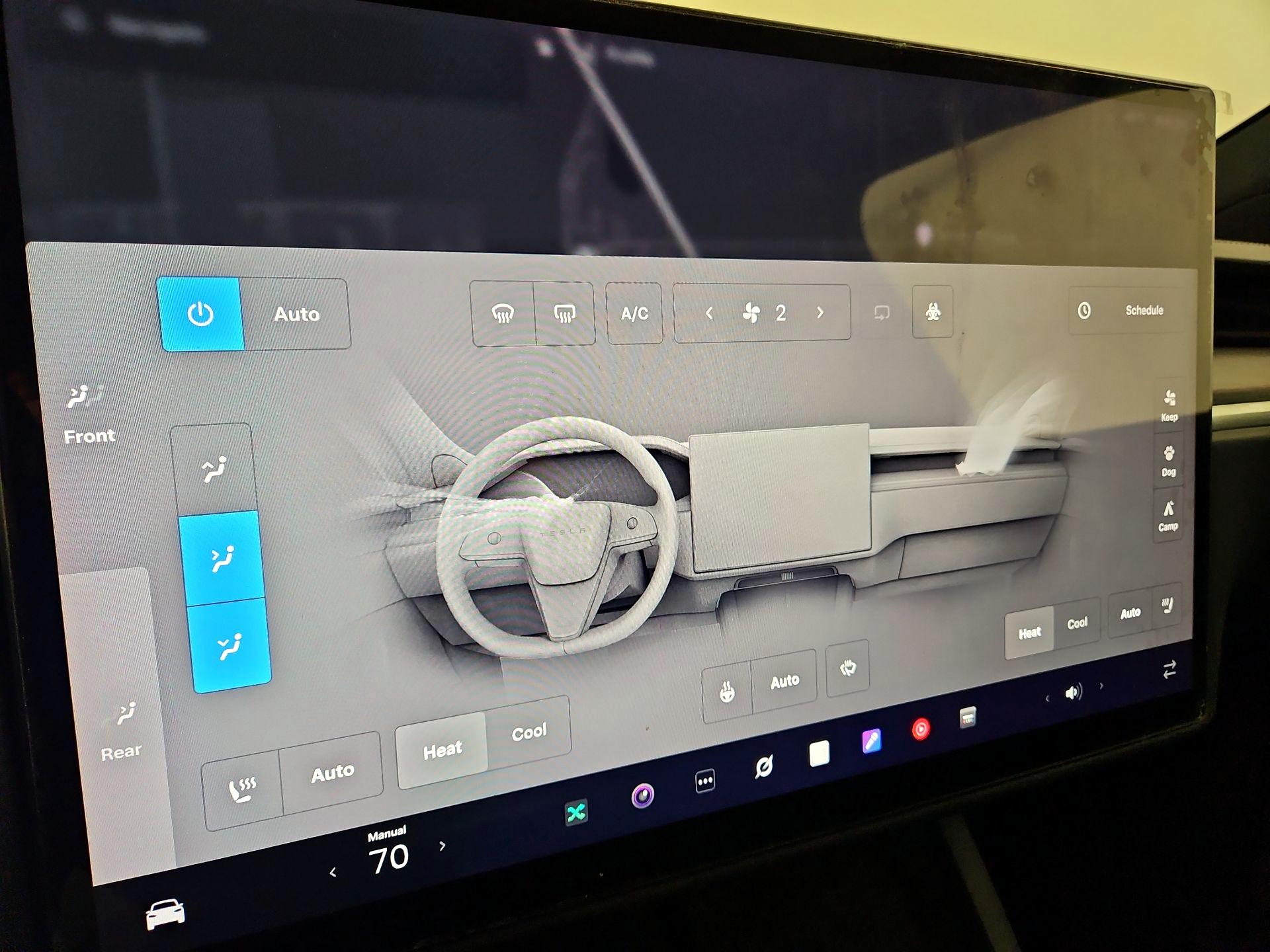 Thumbnail: 2023 Tesla Model X - 16