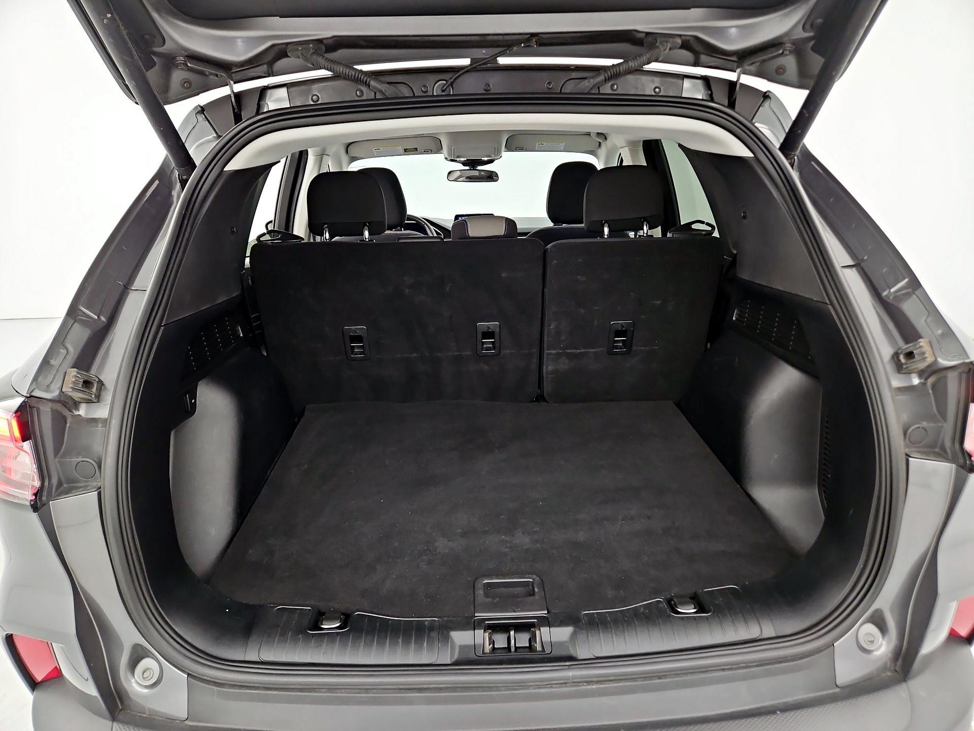 Thumbnail: 2022 Ford Escape - 20