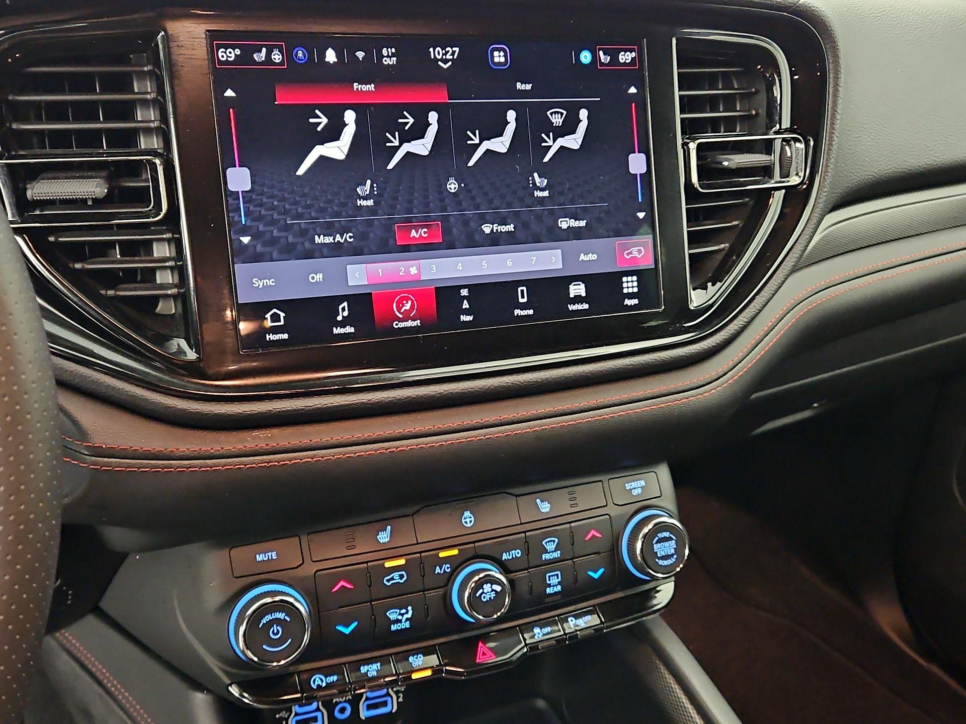 Thumbnail: 2023 Dodge Durango - 17