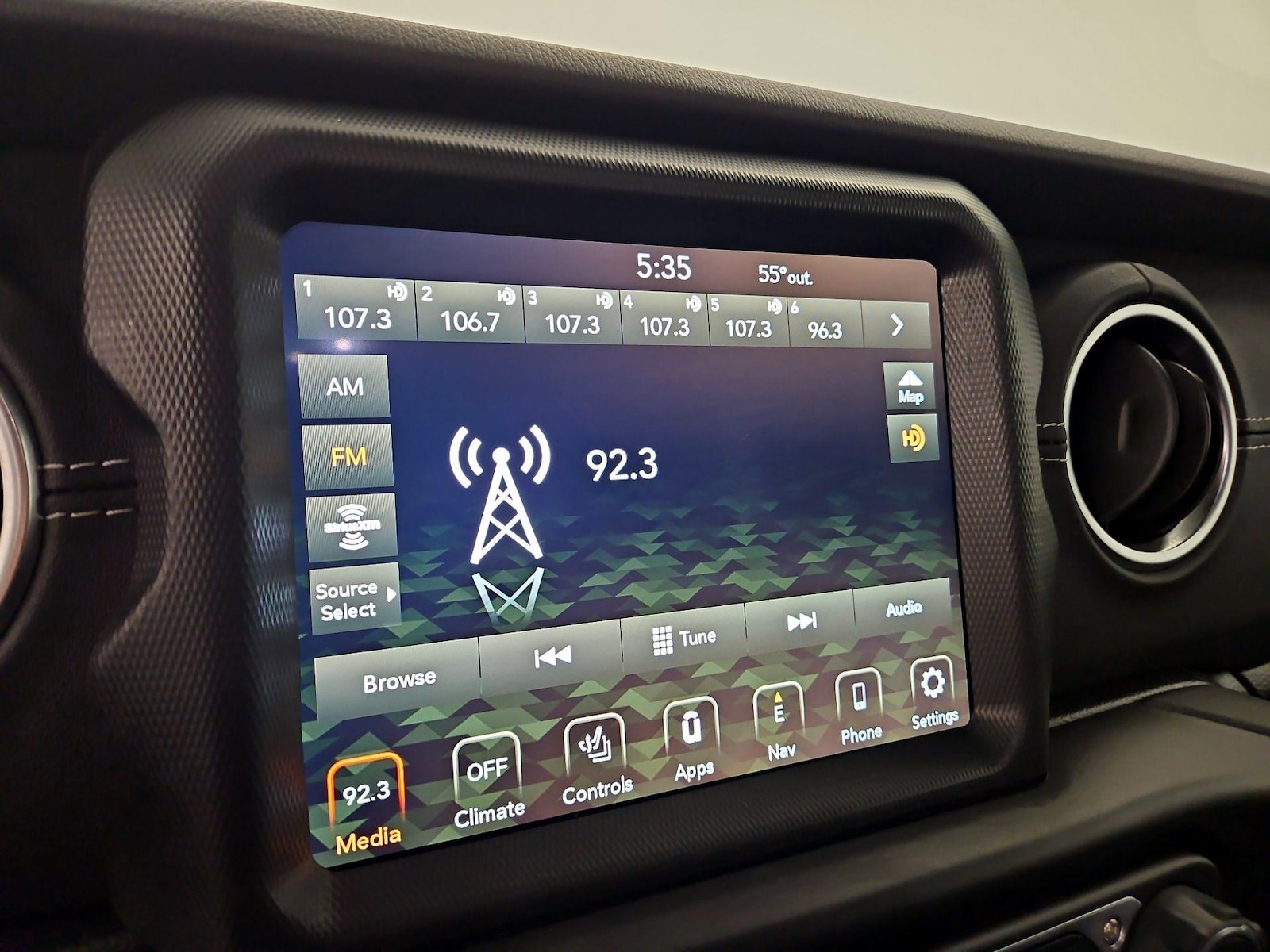 2023 Jeep Wrangler 4xe Sahara 4XE - Photo 17