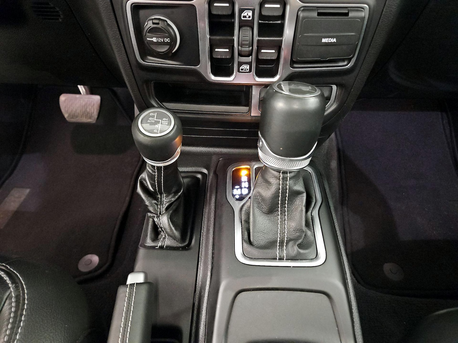 2023 Jeep Wrangler 4xe Sahara 4XE - Photo 19
