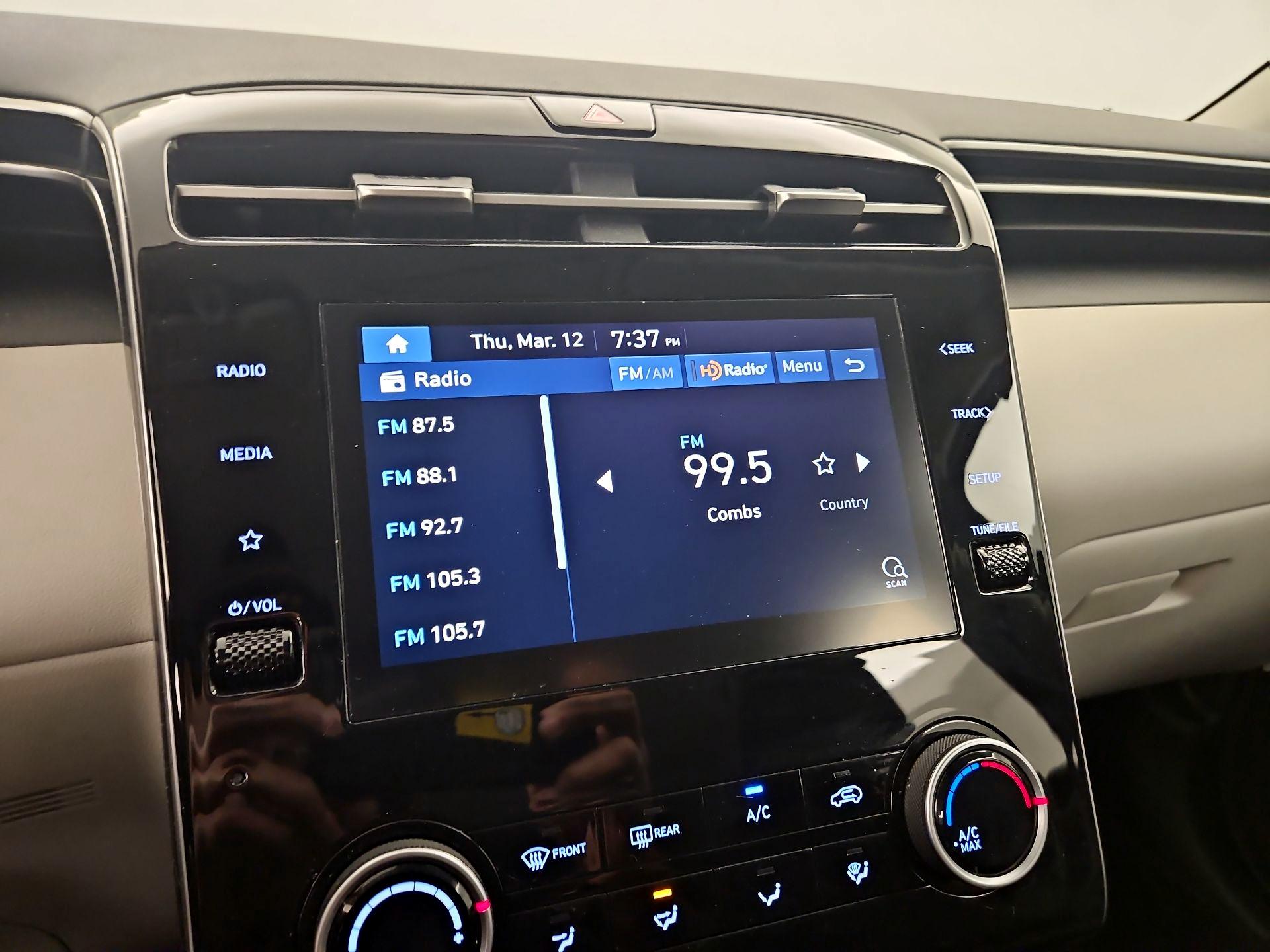 Thumbnail: 2023 Hyundai Tucson - 15