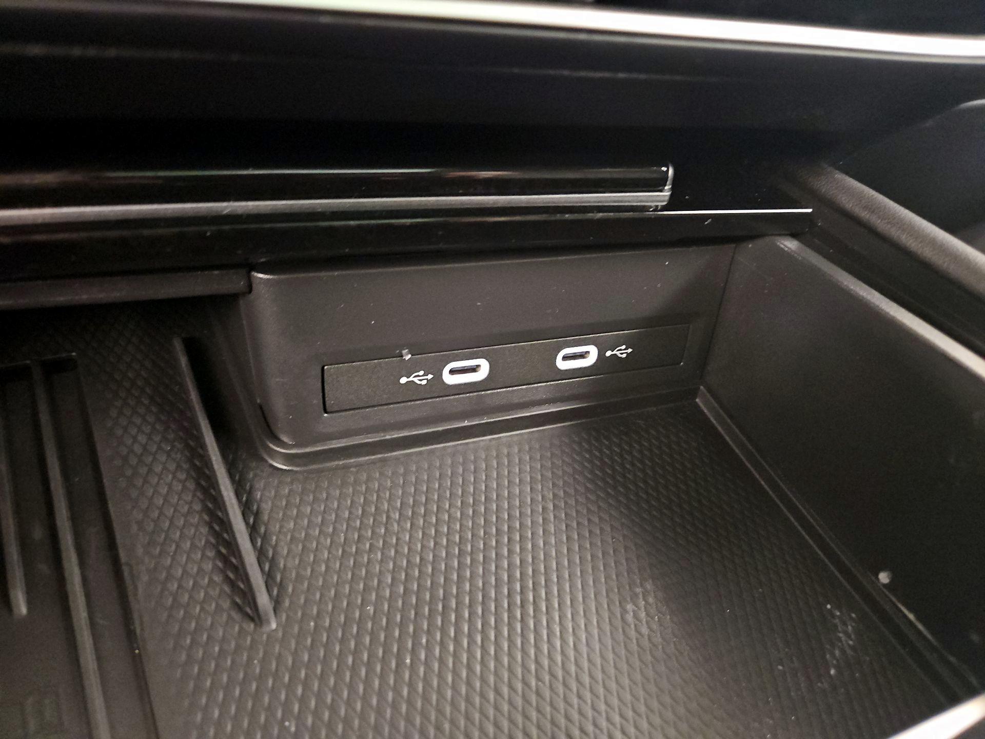 Thumbnail: 2025 Volkswagen Atlas - 18