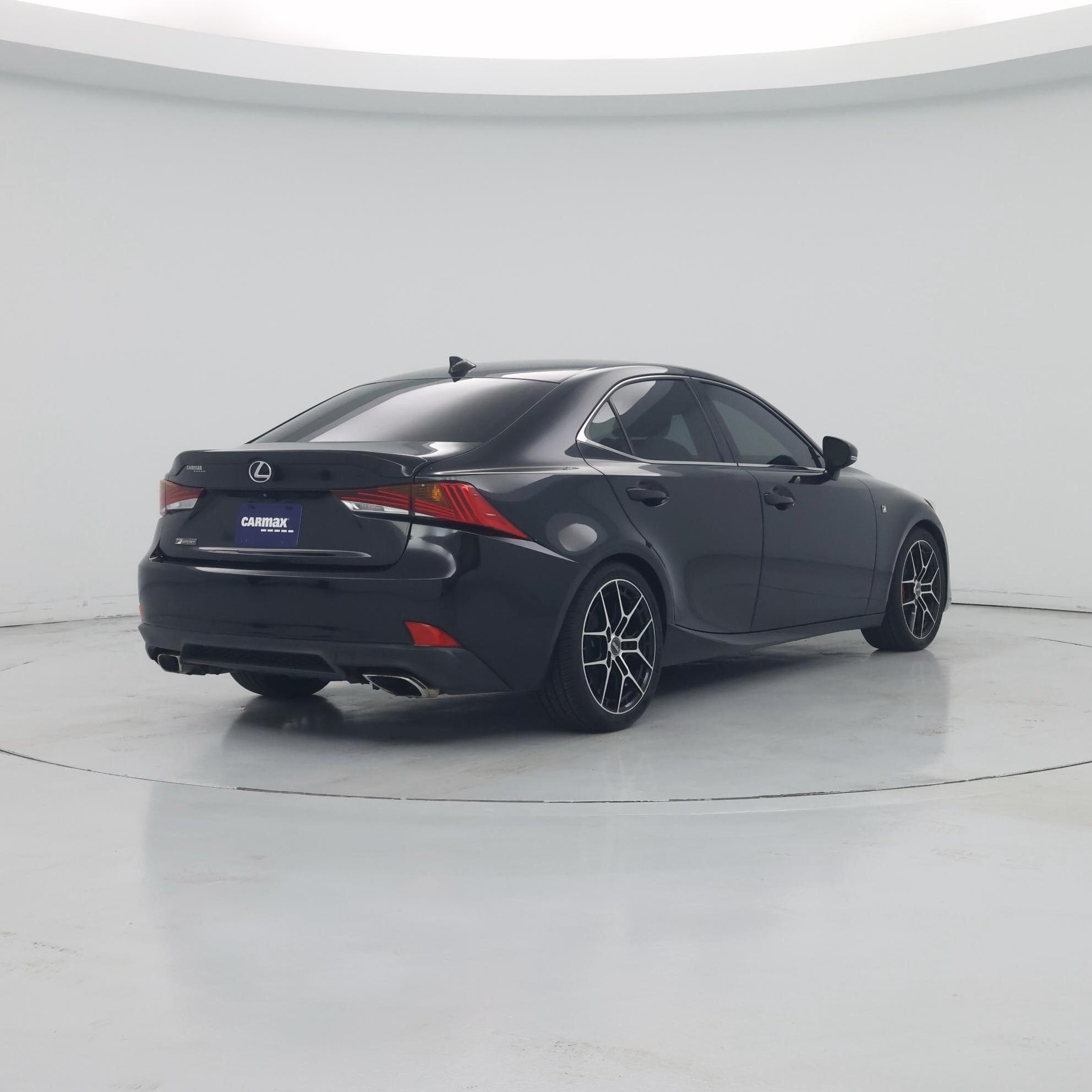 Thumbnail: 2017 Lexus IS - 8
