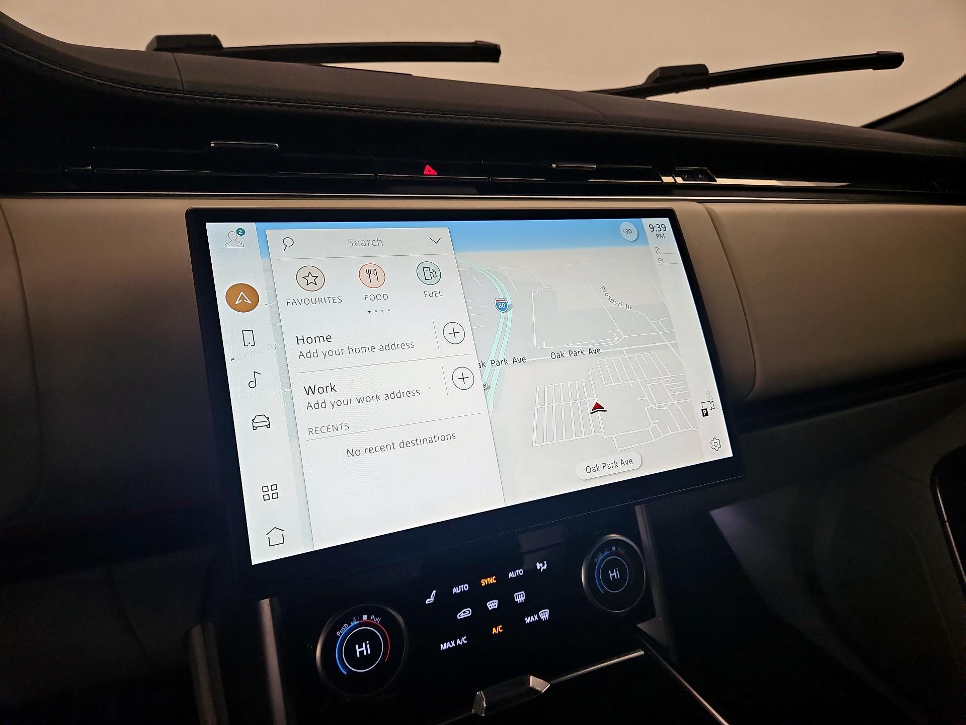 Thumbnail: 2023 Land Rover Range Rover - 13