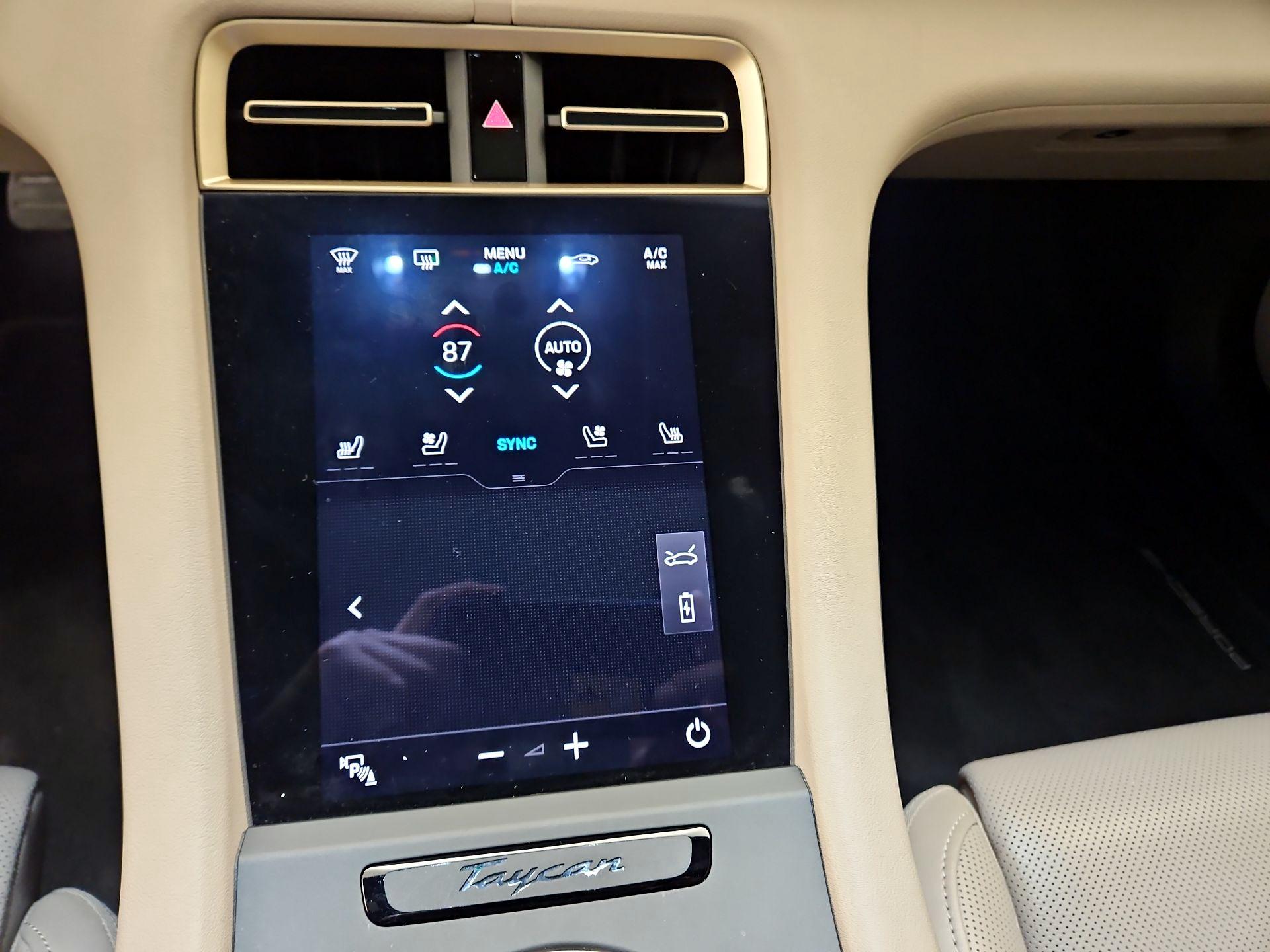 Thumbnail: 2023 Porsche Taycan - 16