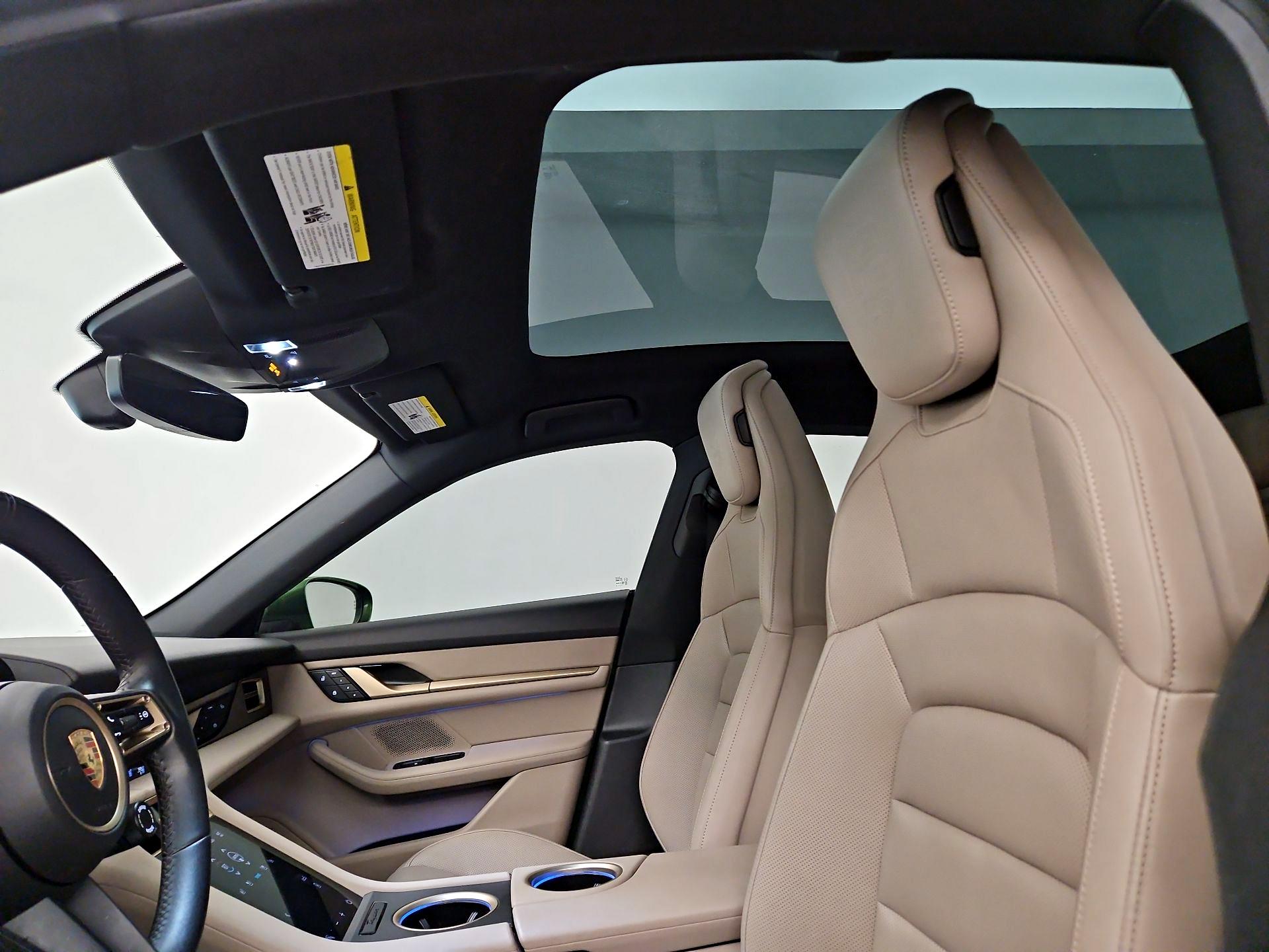 Thumbnail: 2023 Porsche Taycan - 18