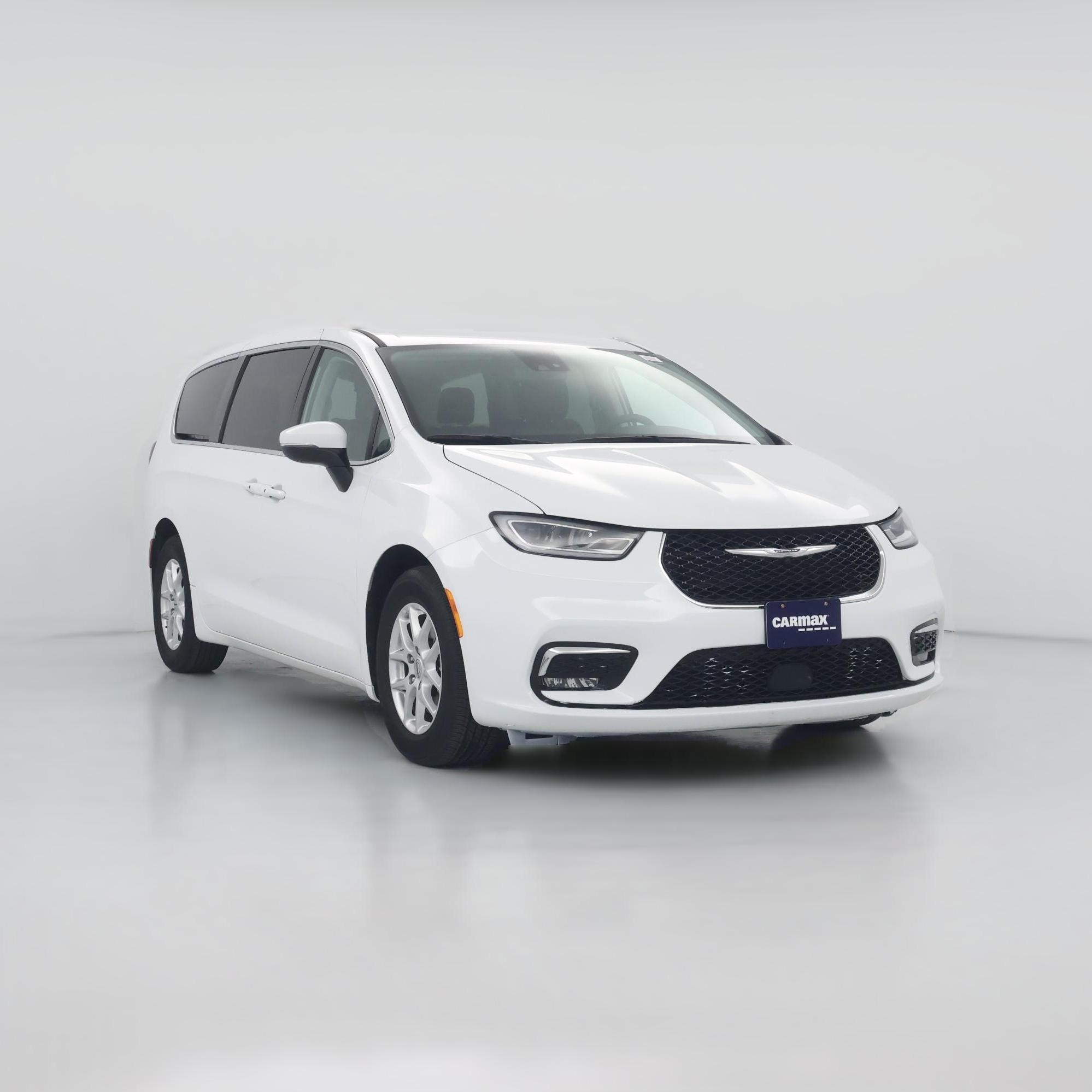 Thumbnail: 2023 Chrysler Pacifica - 1