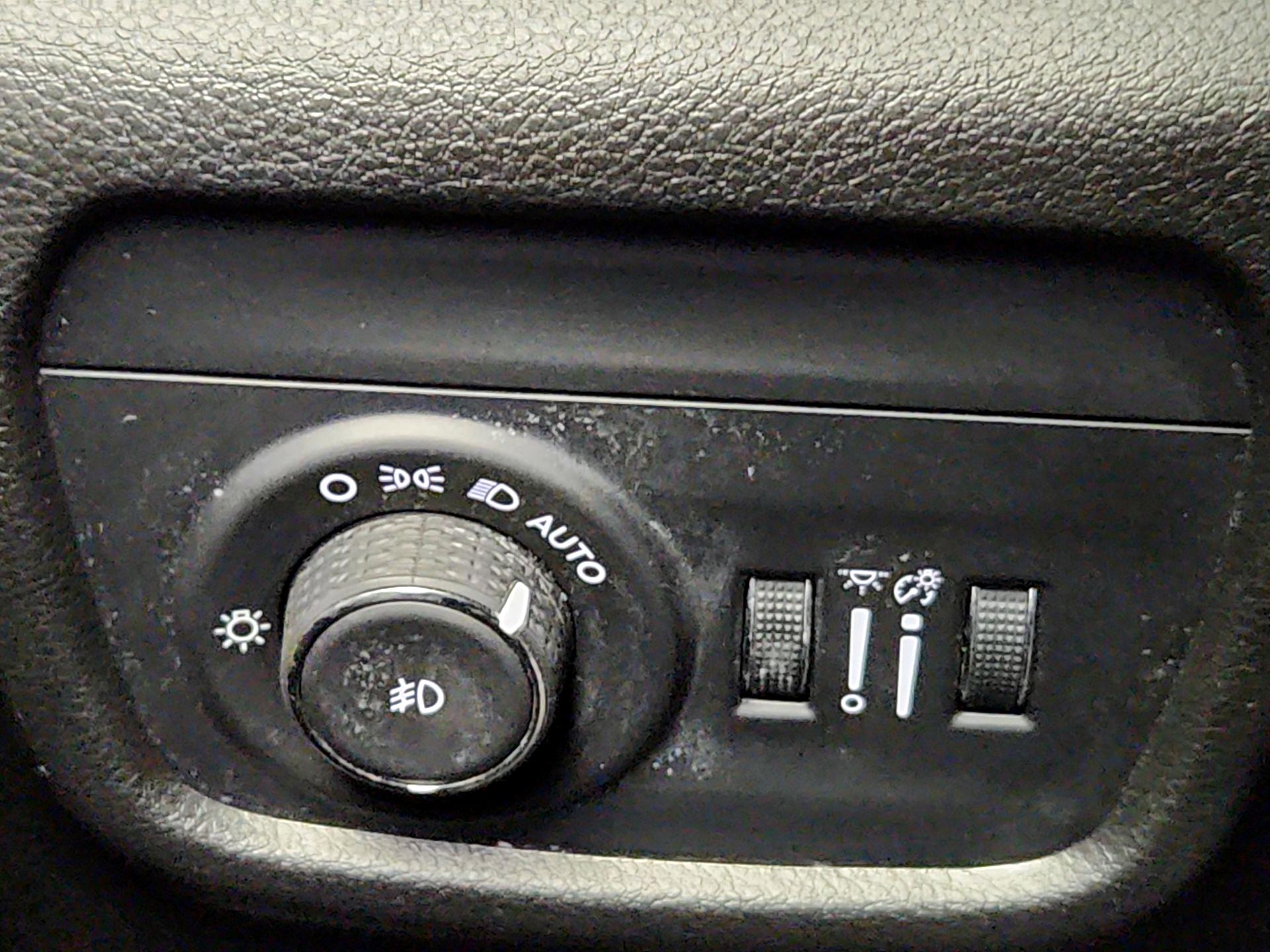 Thumbnail: 2023 Jeep Grand Cherokee - 13