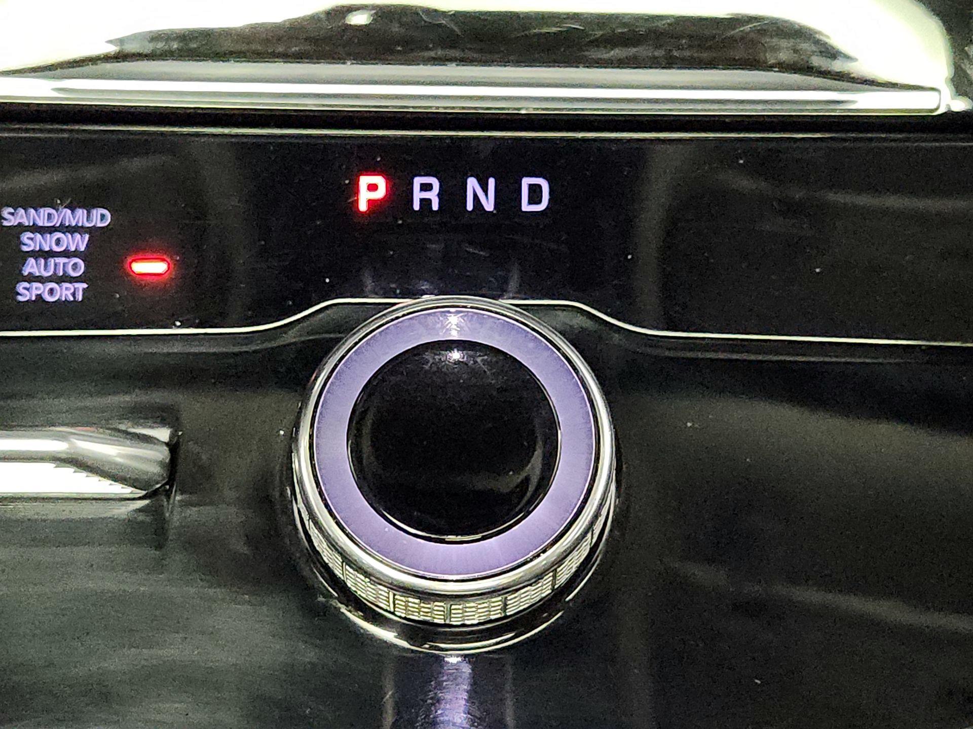 Thumbnail: 2023 Jeep Grand Cherokee - 18