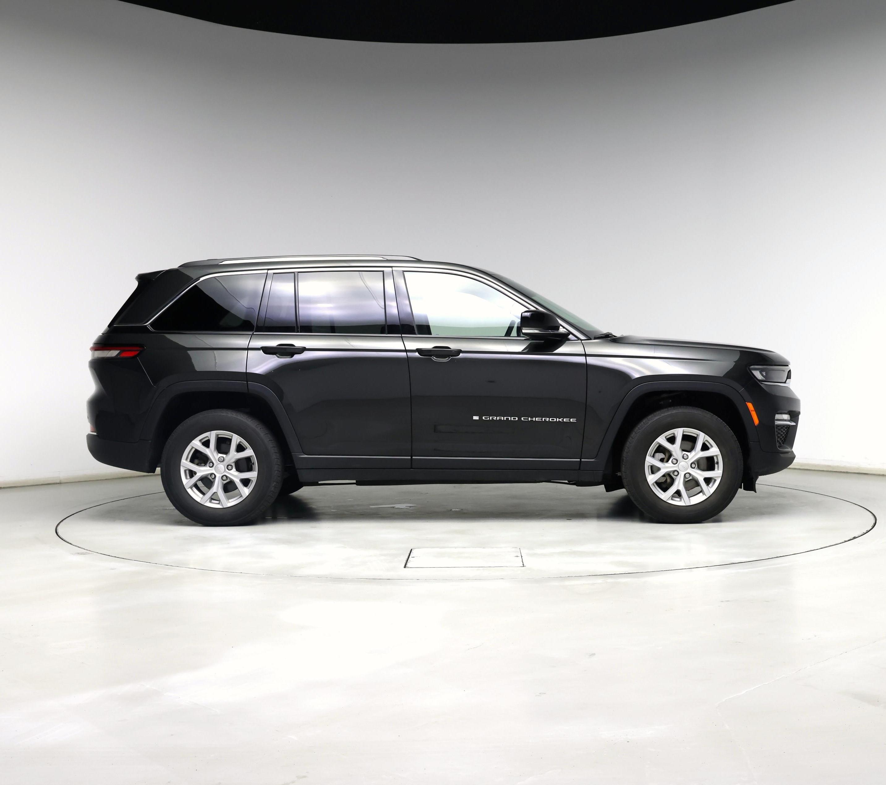 Thumbnail: 2023 Jeep Grand Cherokee - 7