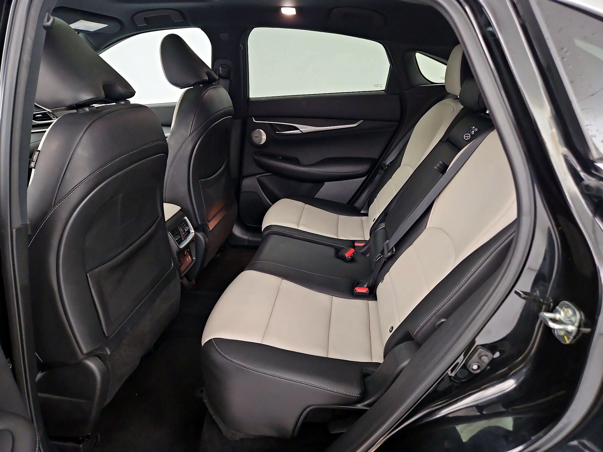 Thumbnail: 2023 INFINITI QX55 - 20