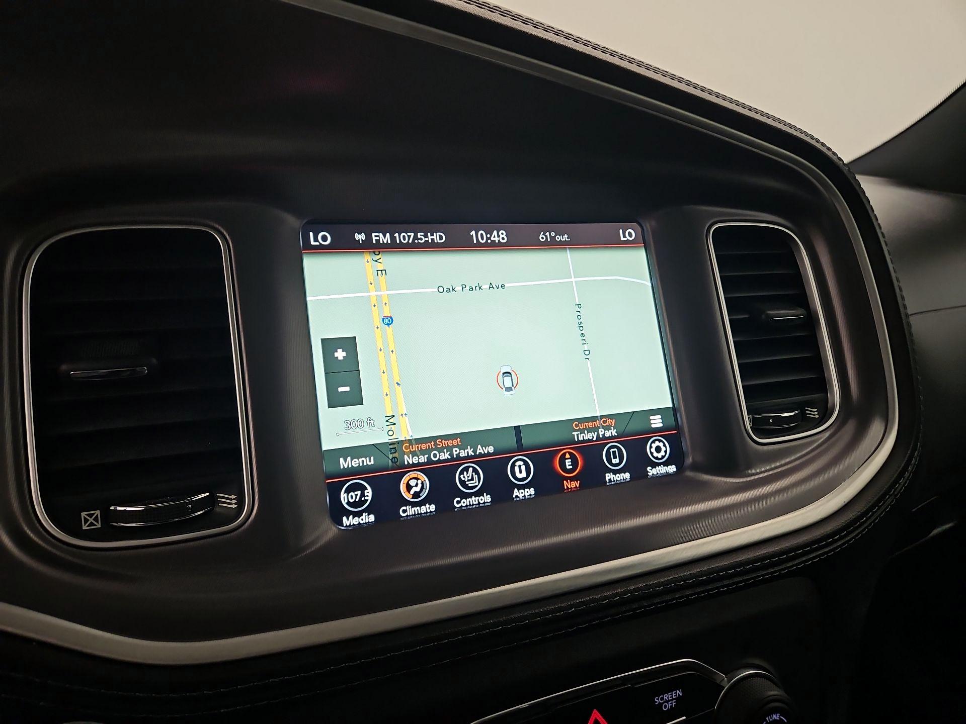 Thumbnail: 2020 Dodge Charger - 14