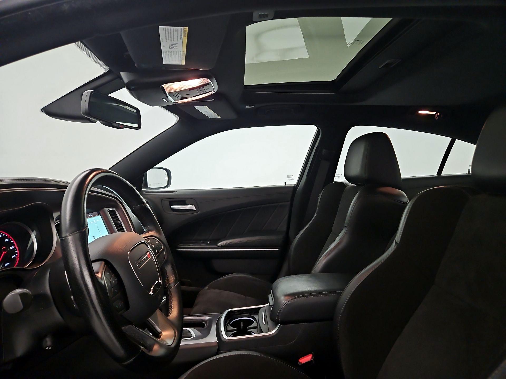 Thumbnail: 2020 Dodge Charger - 20