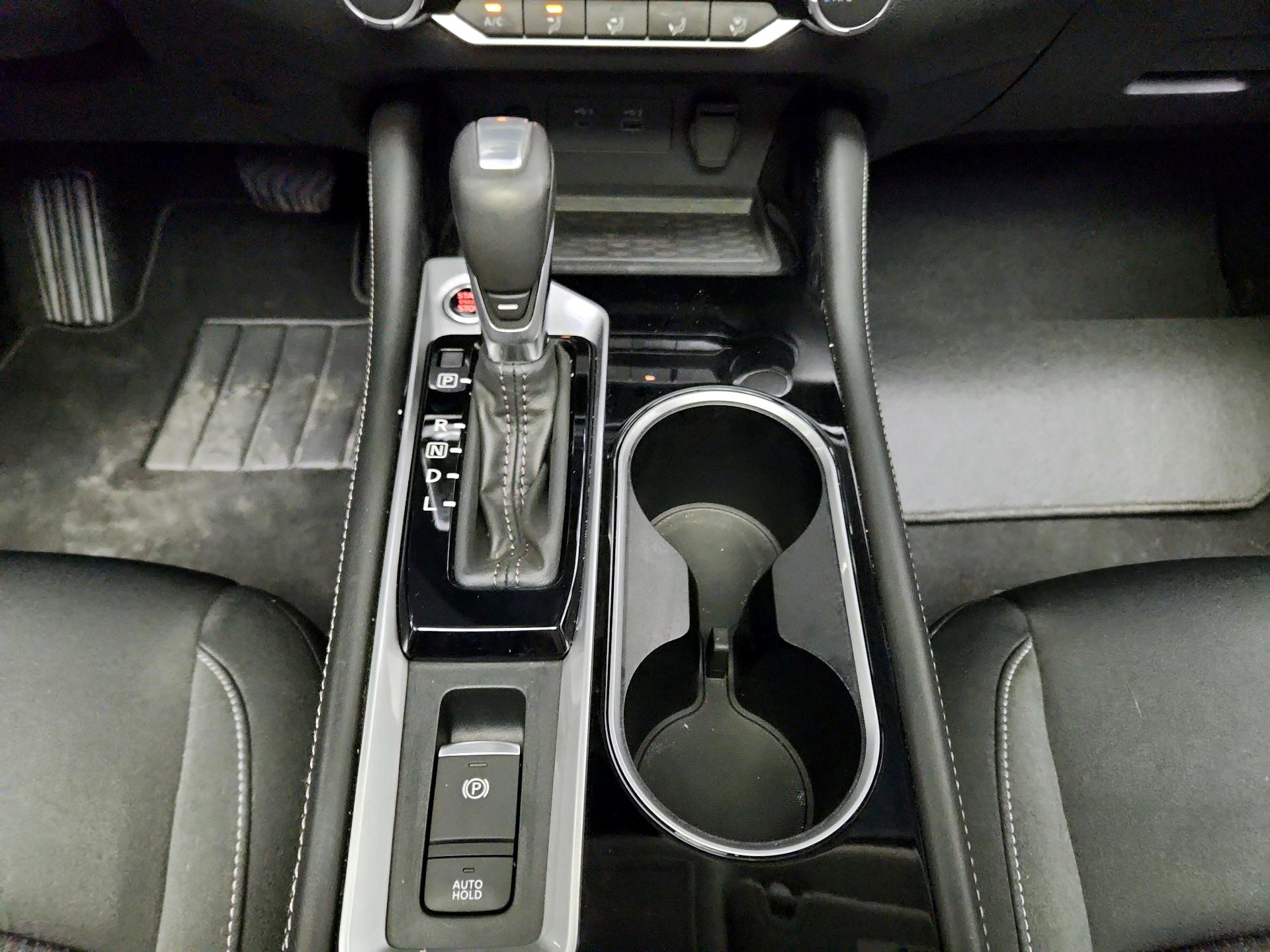 Thumbnail: 2023 Nissan Altima - 18