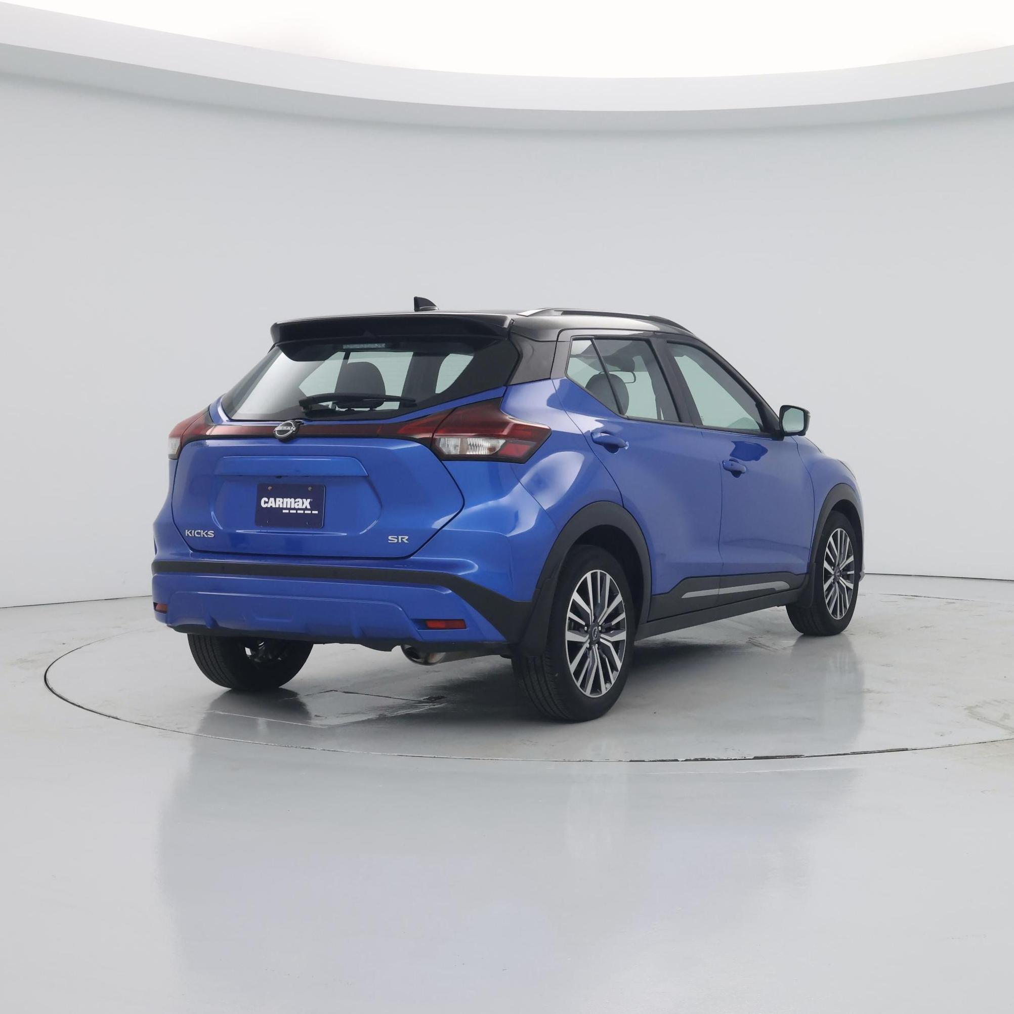 Thumbnail: 2023 Nissan Kicks - 8