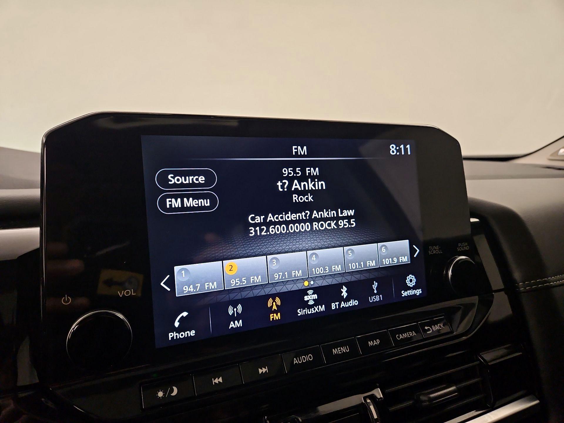 Thumbnail: 2023 Nissan Pathfinder - 16