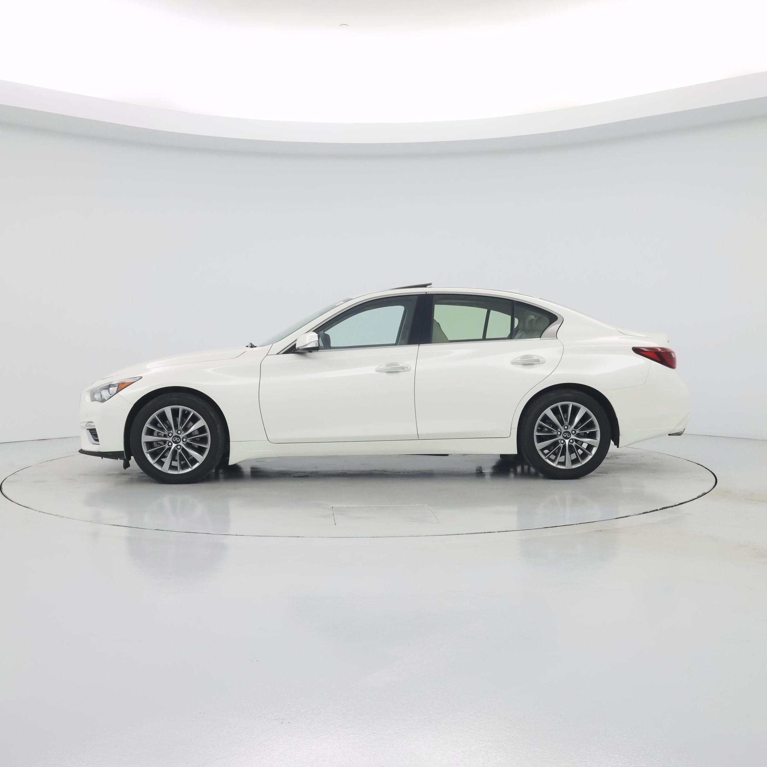 Thumbnail: 2023 INFINITI Q50 - 3