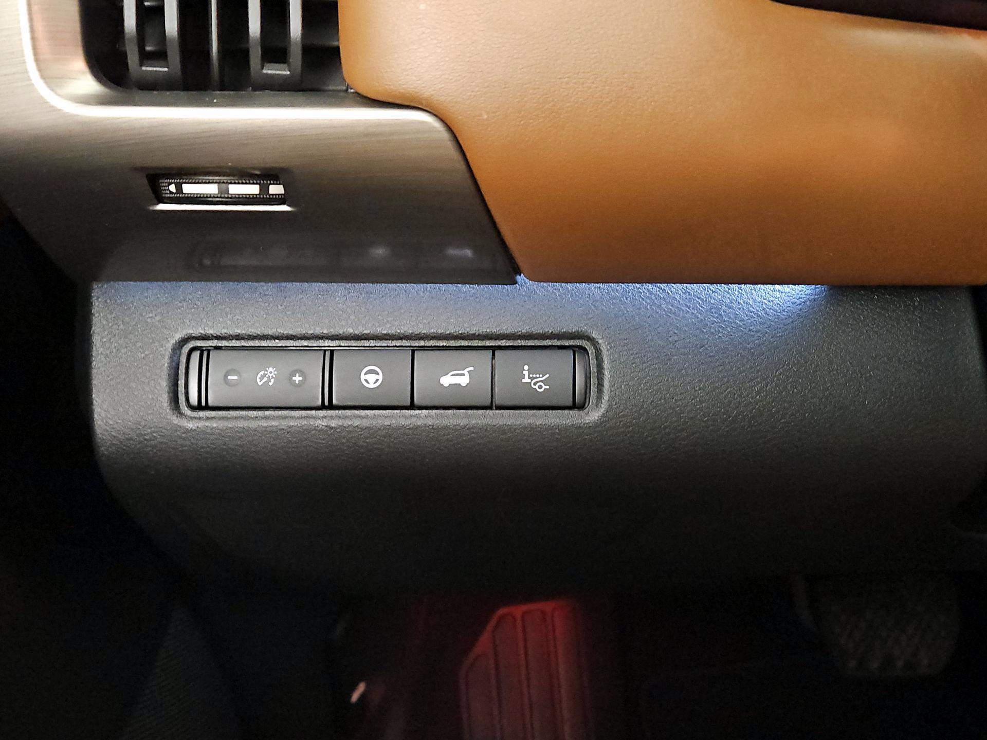 Thumbnail: 2023 Nissan Pathfinder - 13